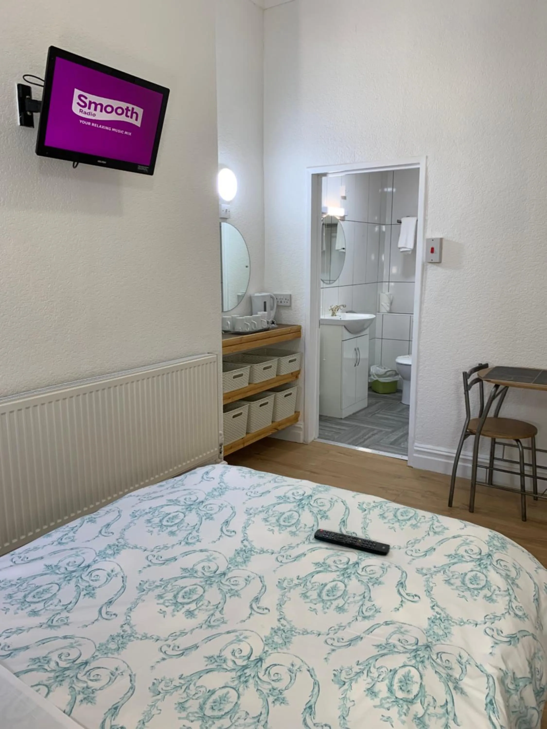 Bedroom, Bed in The Danescourt