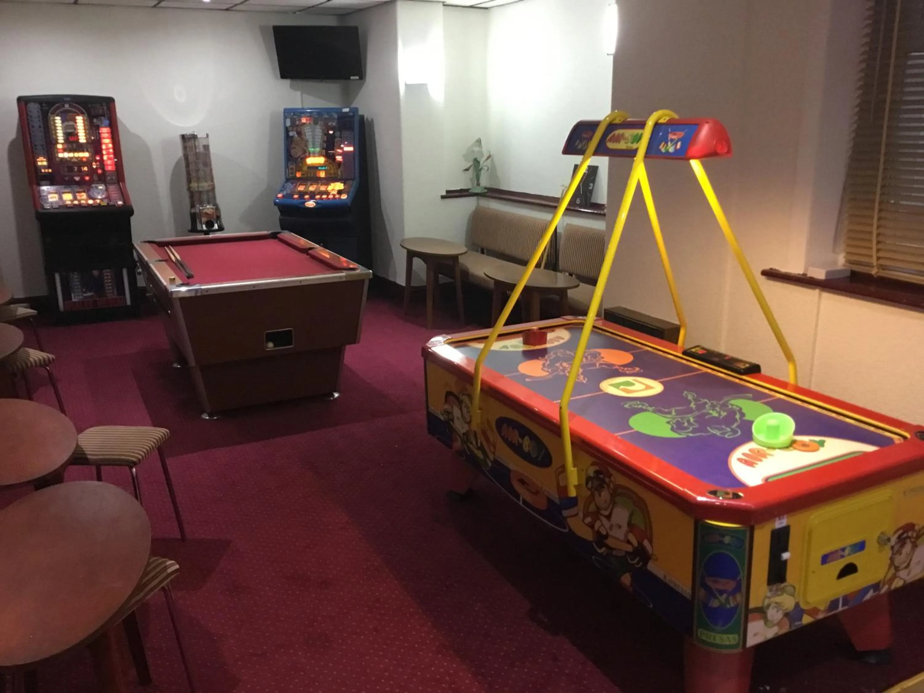 Area and facilities in The Danescourt