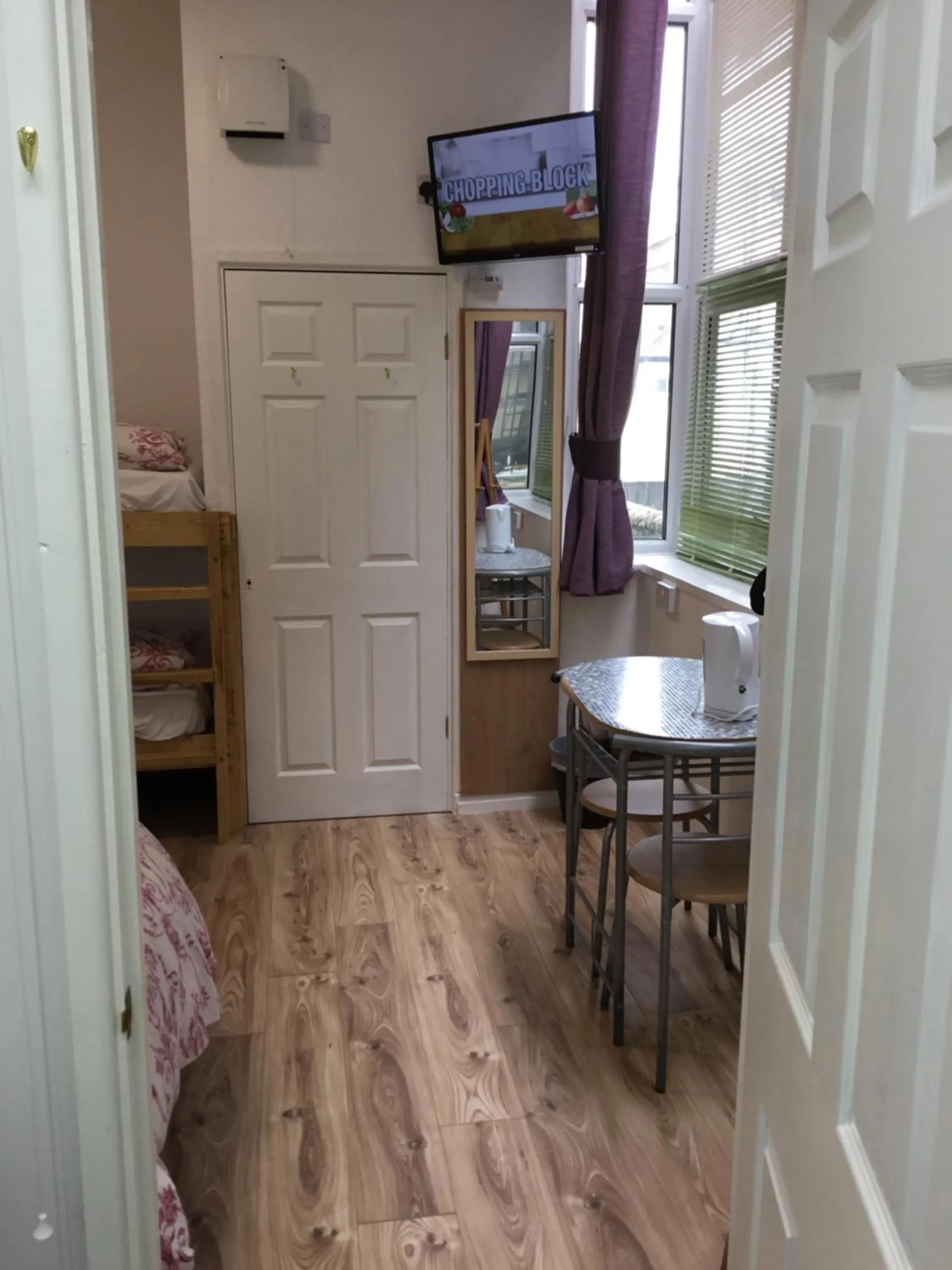 Bedroom in The Danescourt