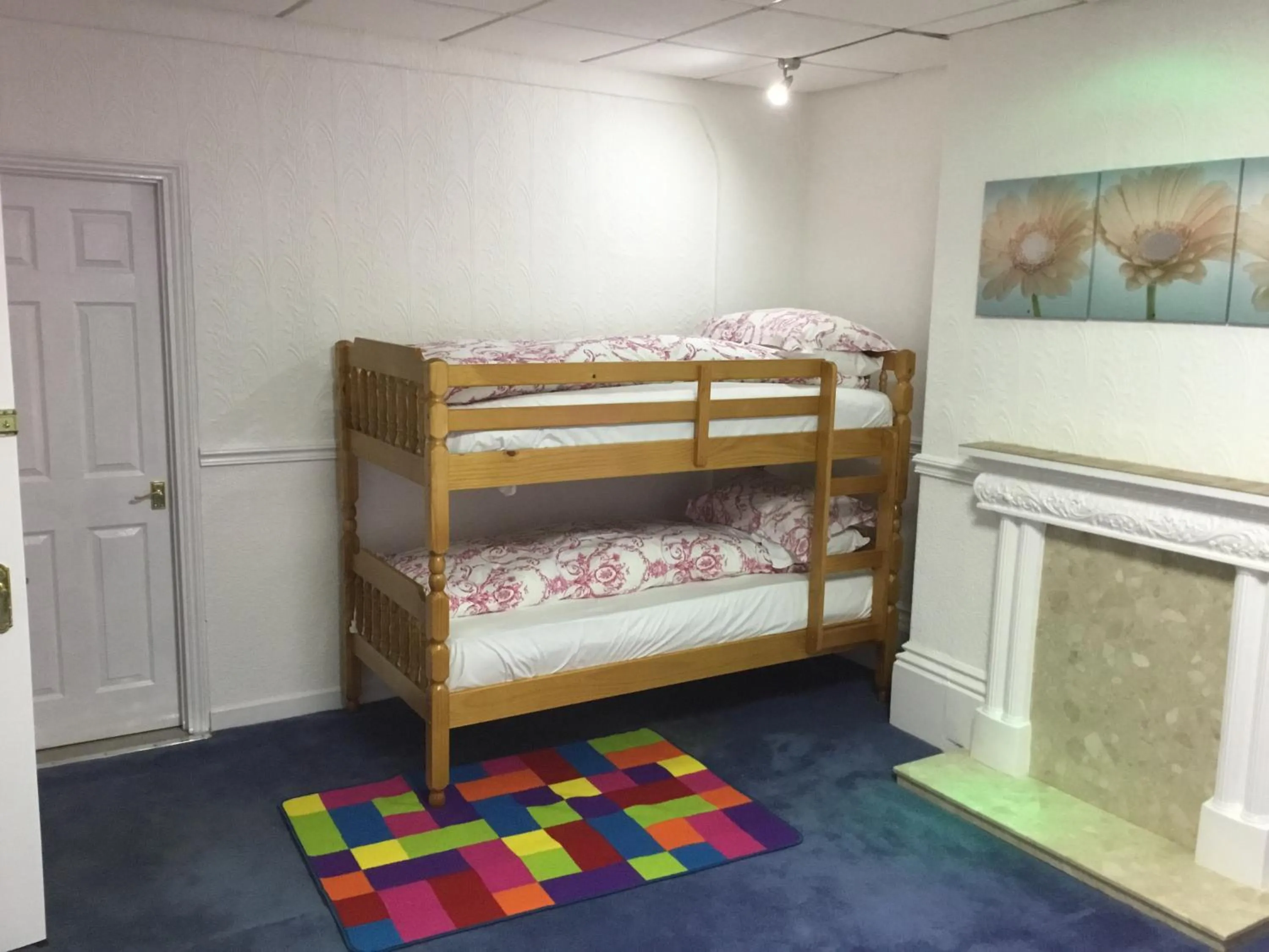 Bed in The Danescourt