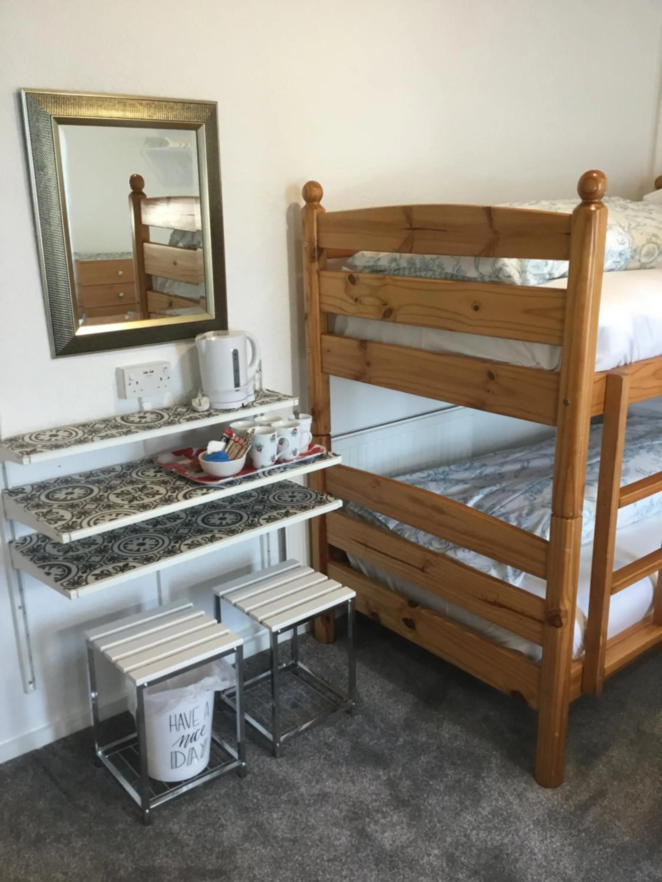 bunk bed, Bed in The Danescourt