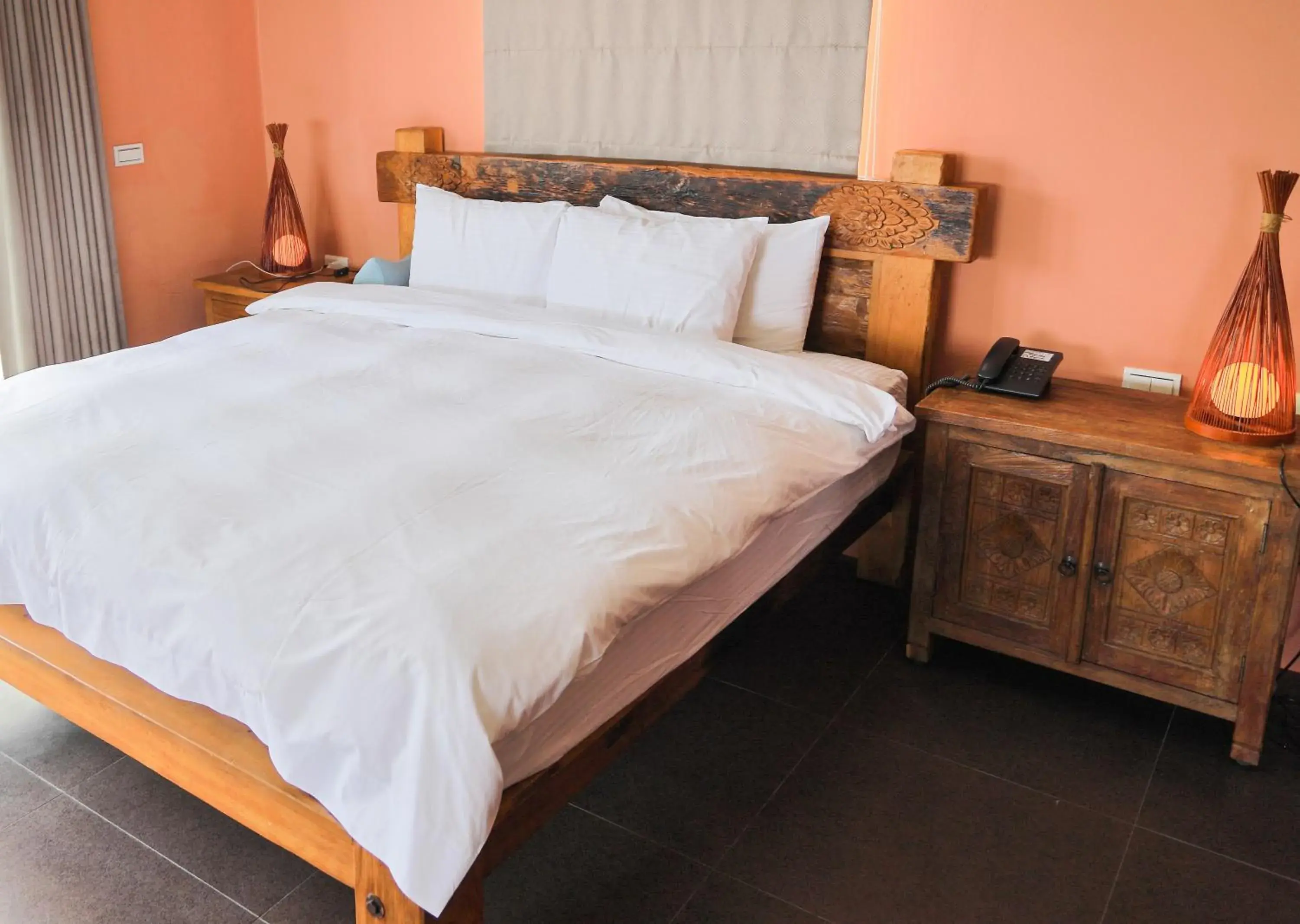 Deluxe Double Room with Balcony in Jing Guan Hotel Deluxe Double Room with Balcony in Jing Guan Hotel