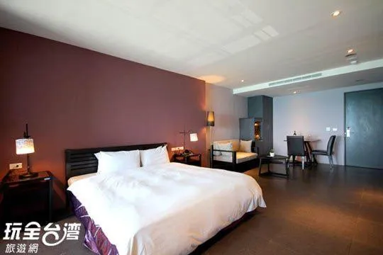On site, Bed in Jing Guan Hotel