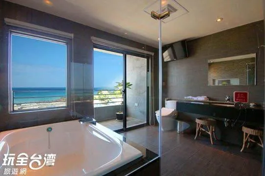 Bathroom in Jing Guan Hotel