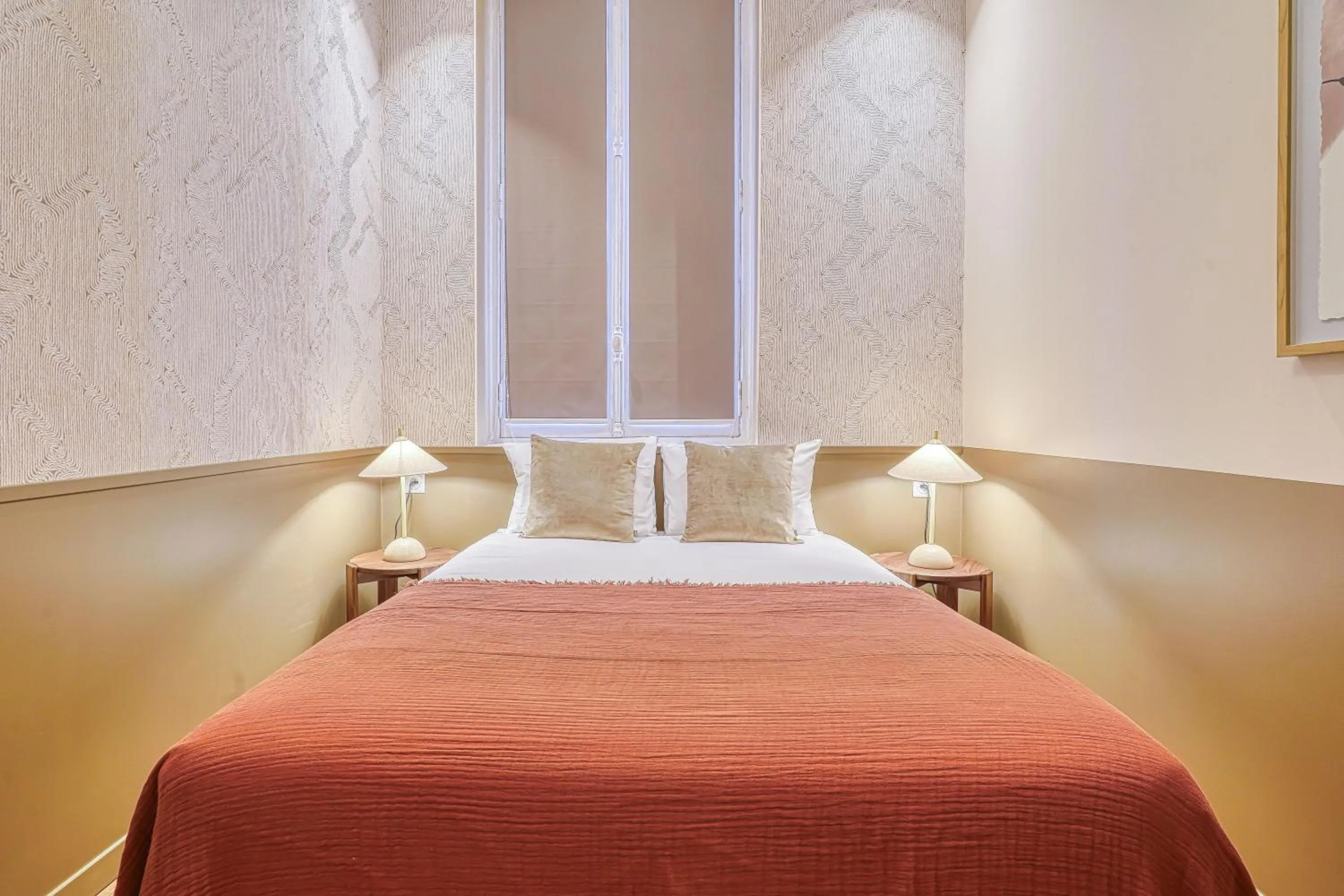 Bed in Résidence Le Belleville