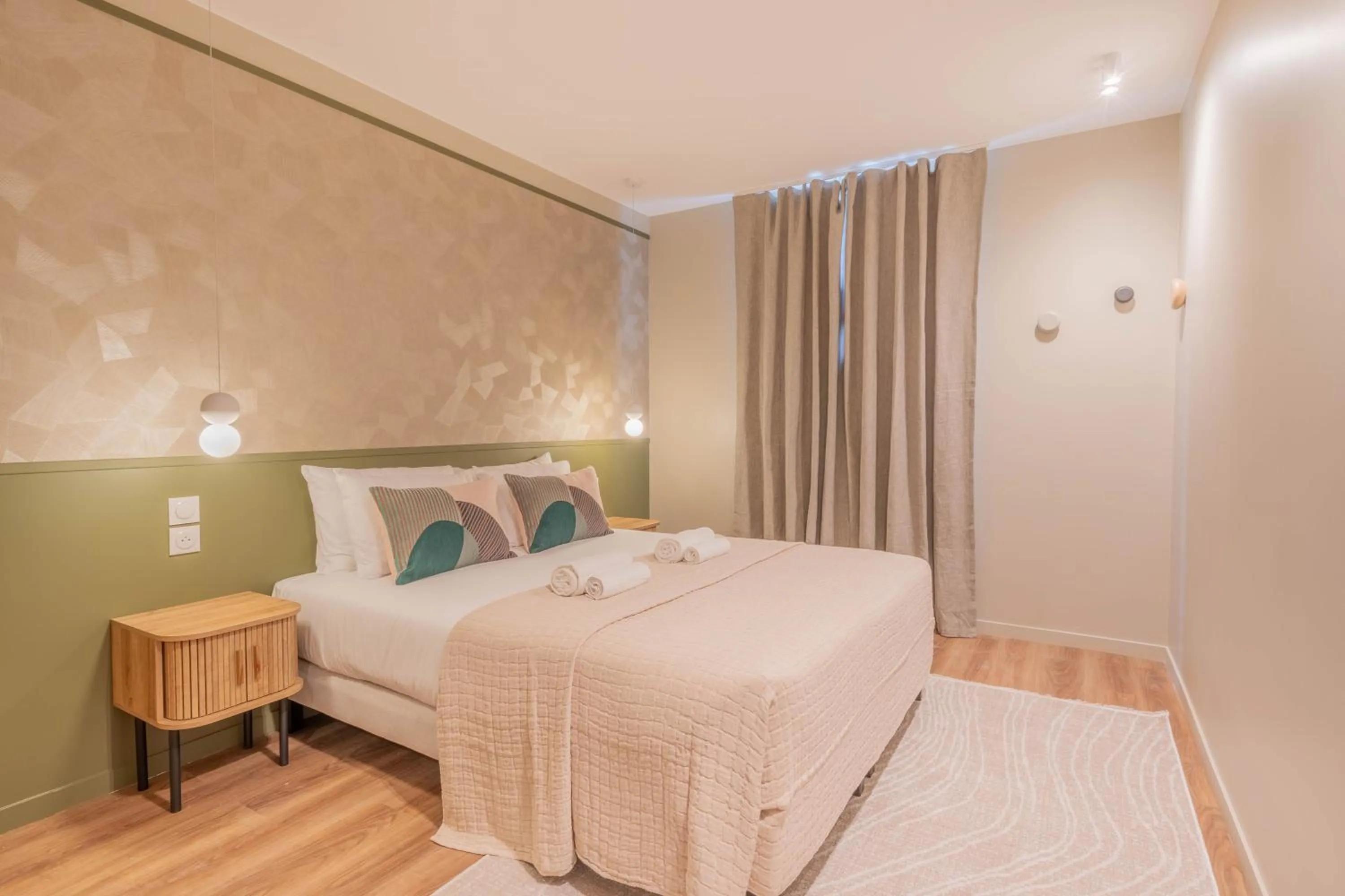 Photo of the whole room, Bed in Résidence Le Belleville