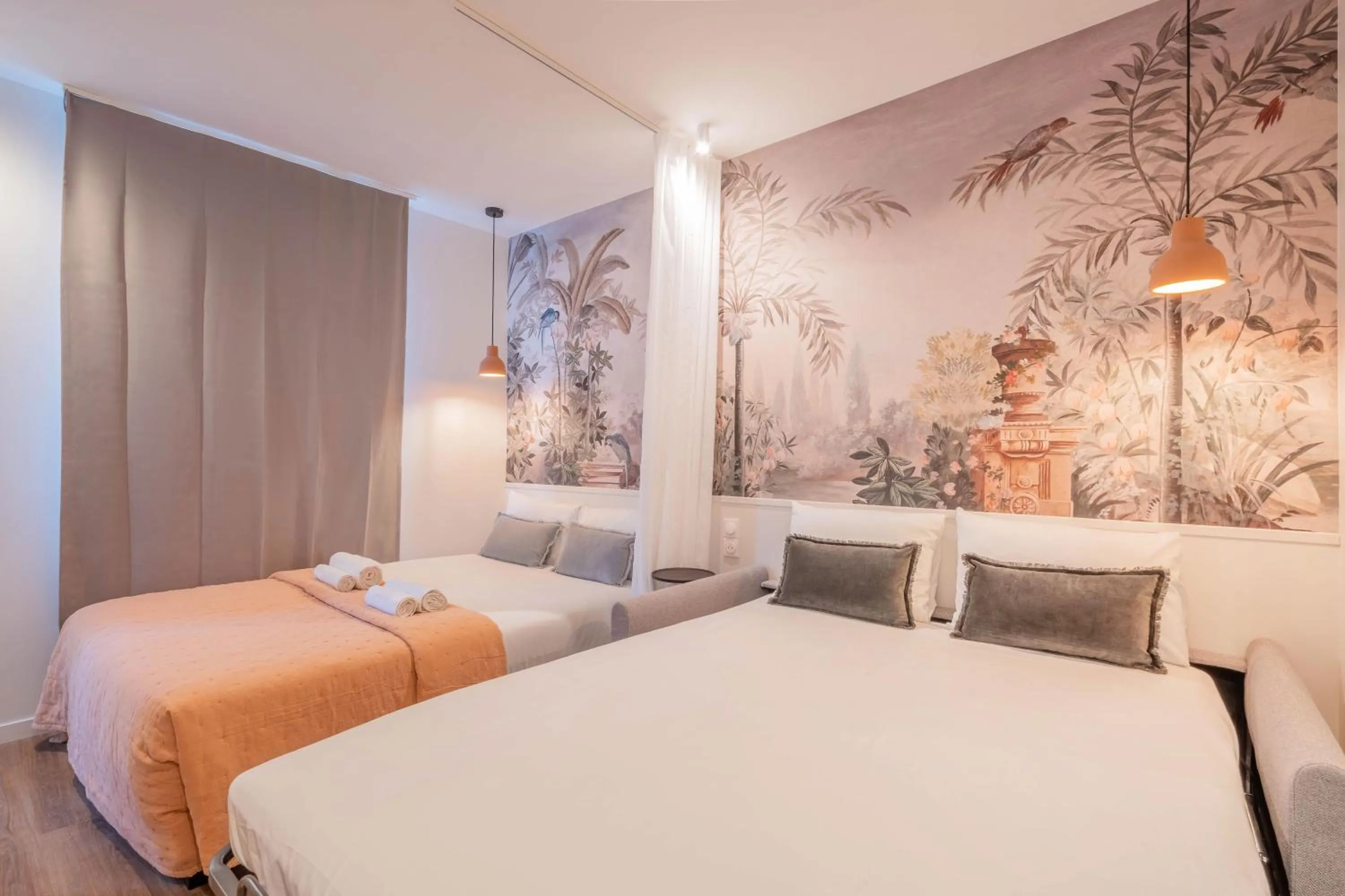 Bed in Résidence Le Belleville