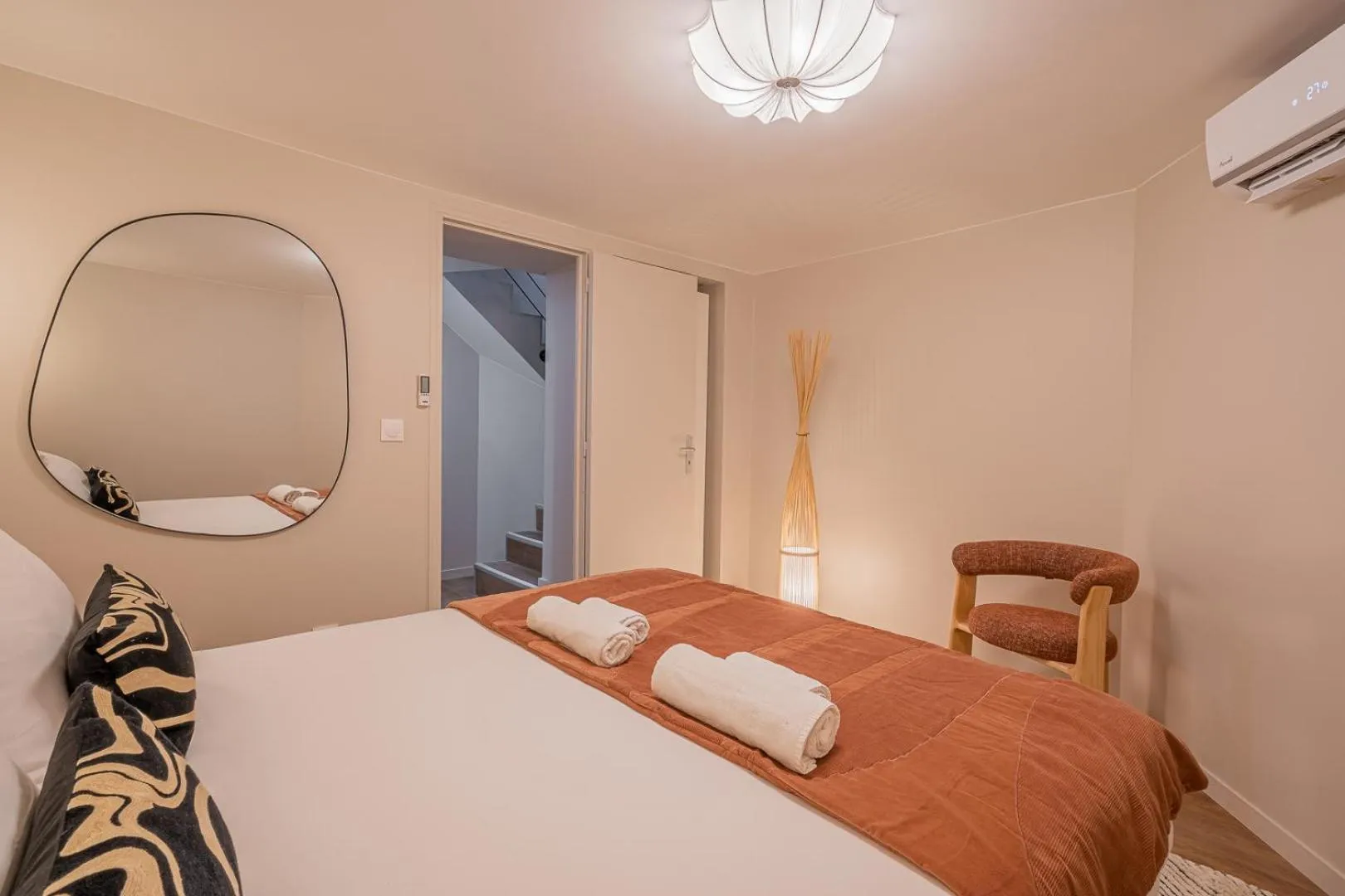 Bed in Résidence Le Belleville