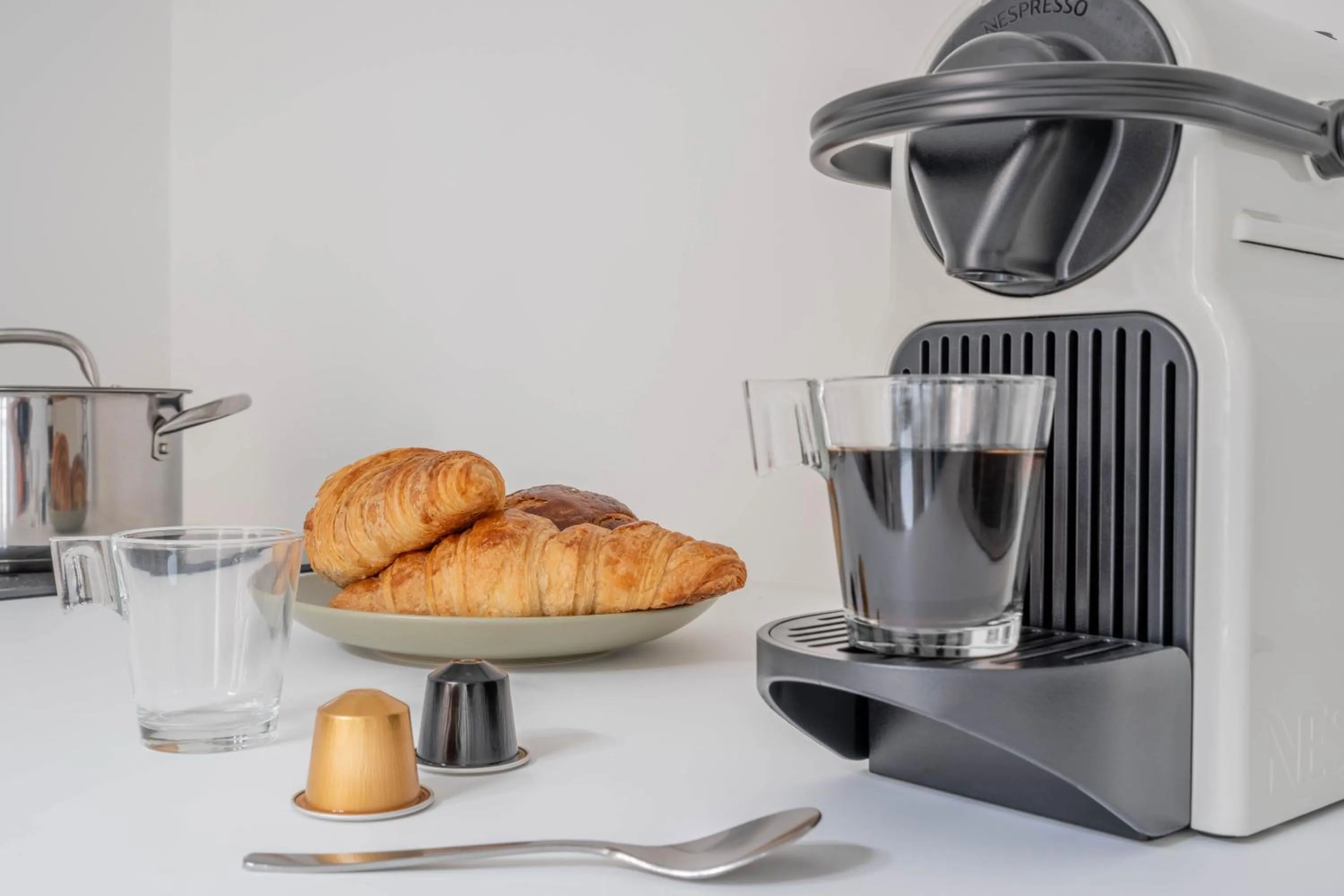 Coffee/tea facilities in Résidence Le Belleville