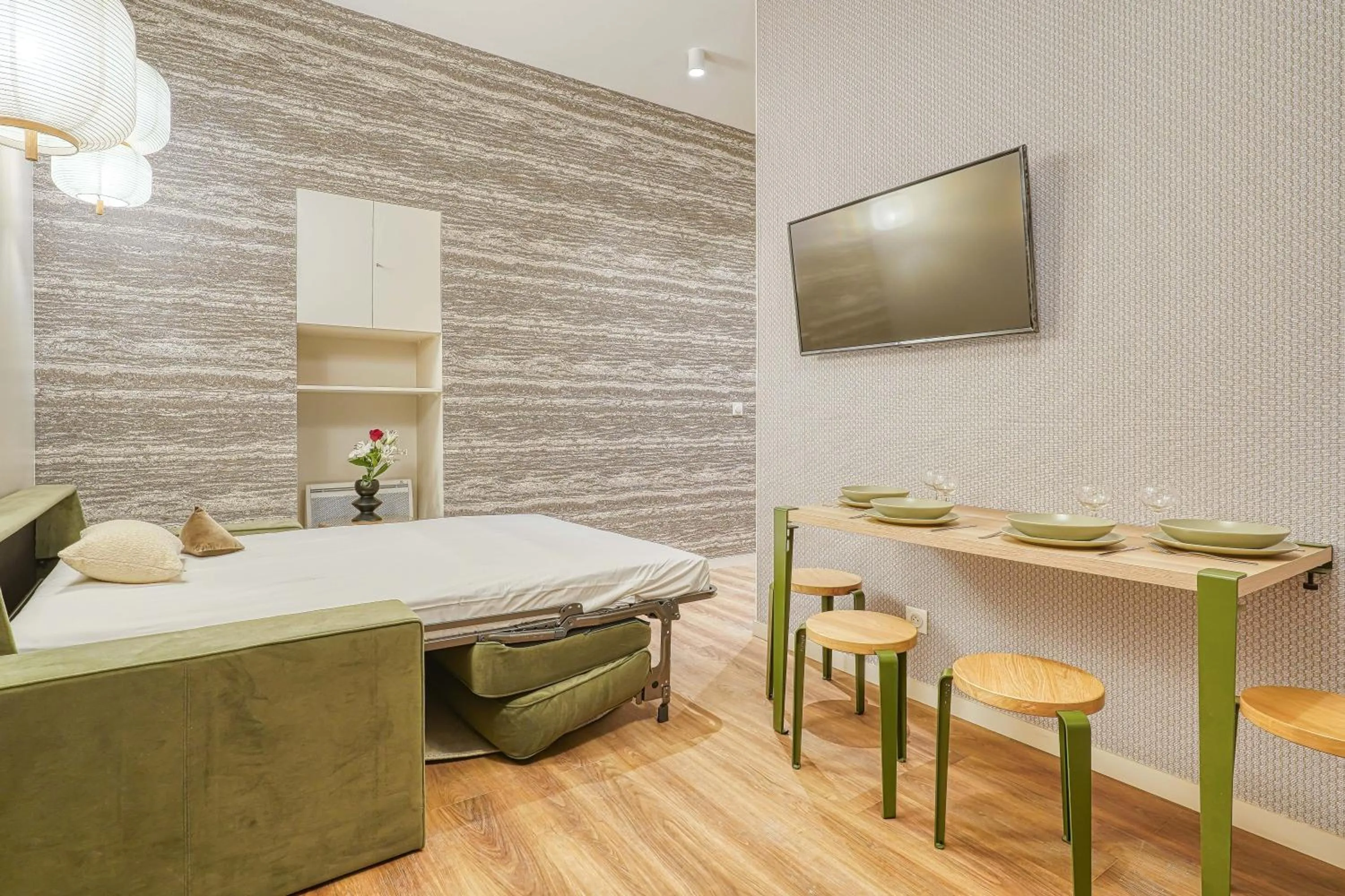 Bed in Résidence Le Belleville