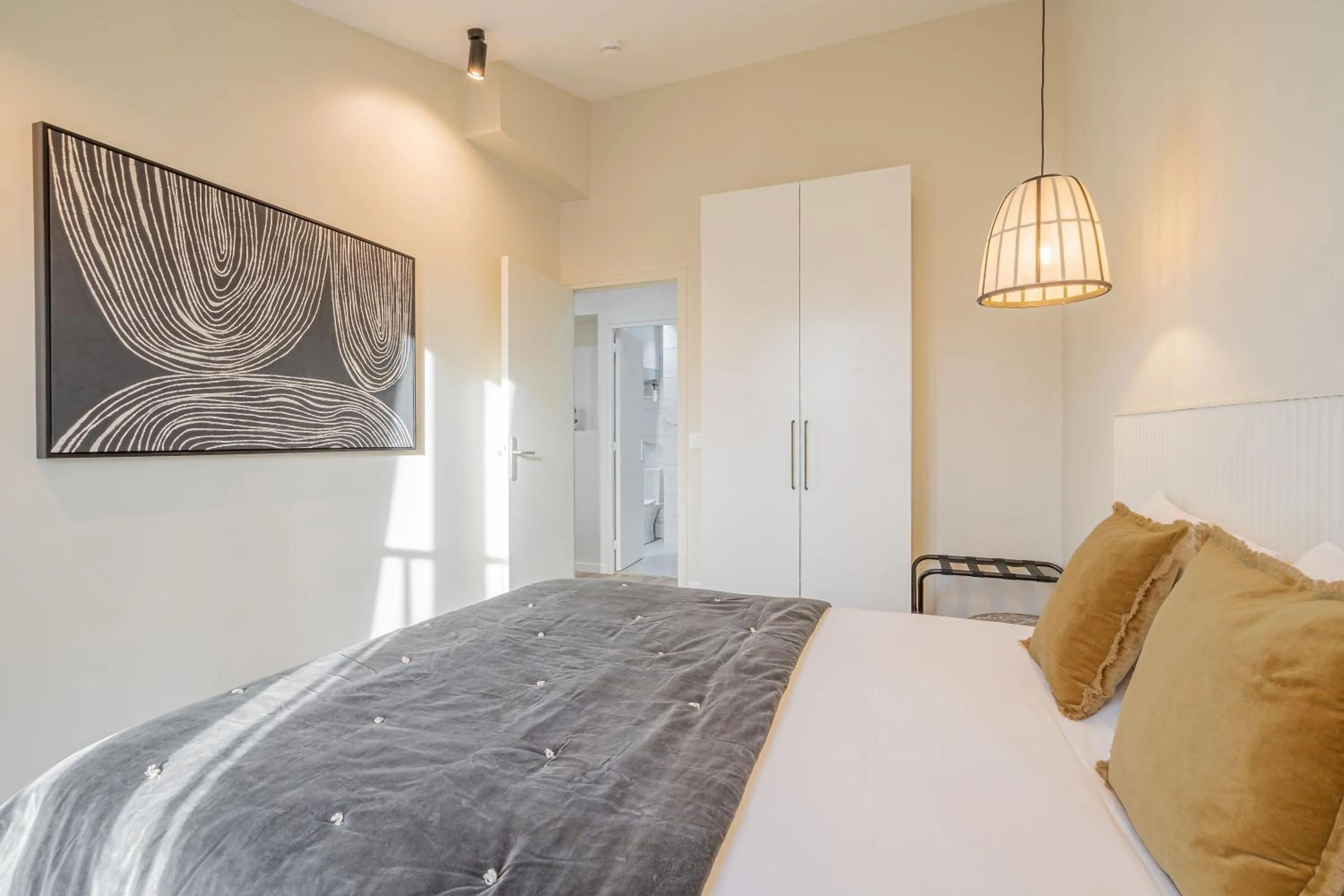 Bed in Résidence Le Belleville