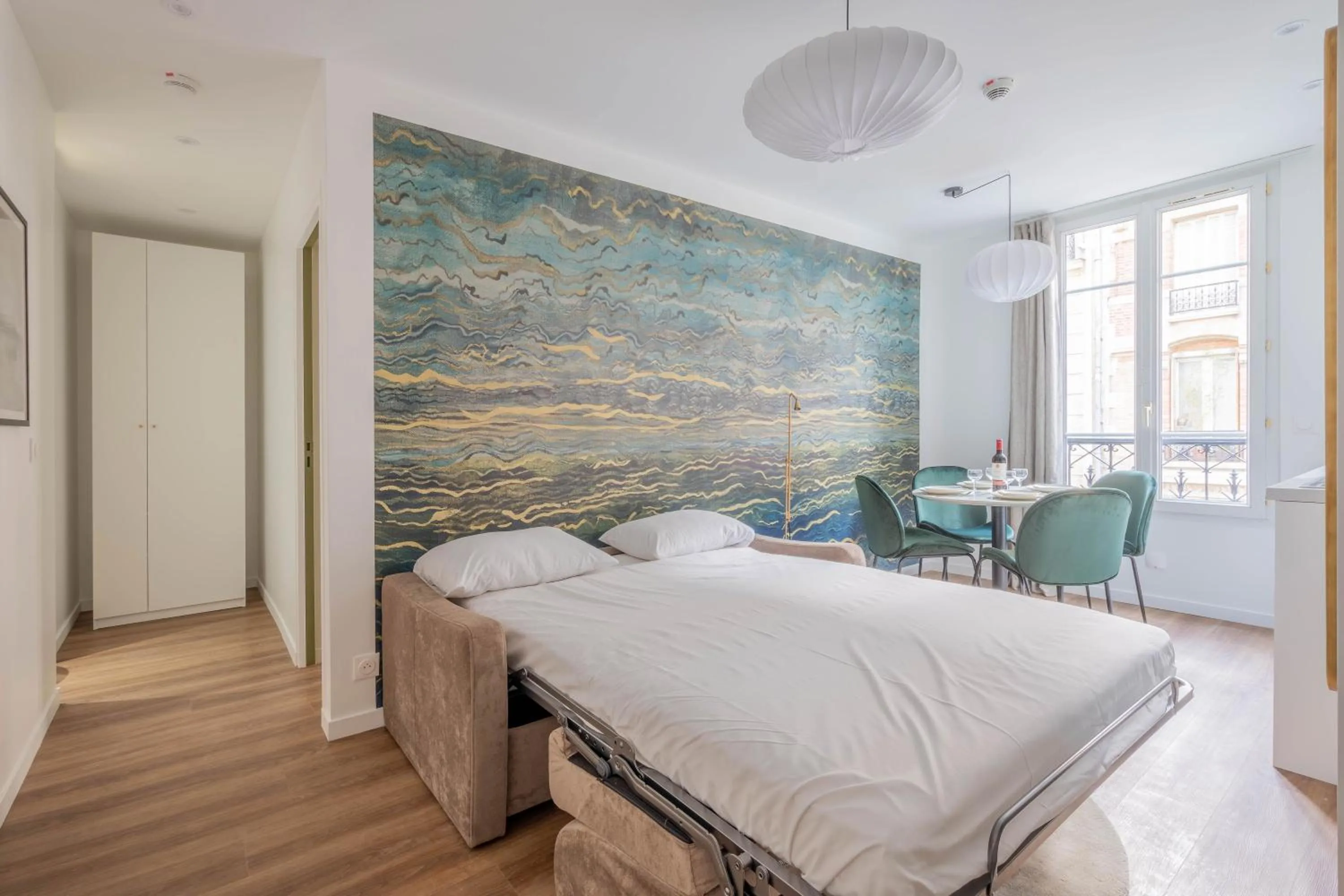 Bed in Résidence Le Belleville