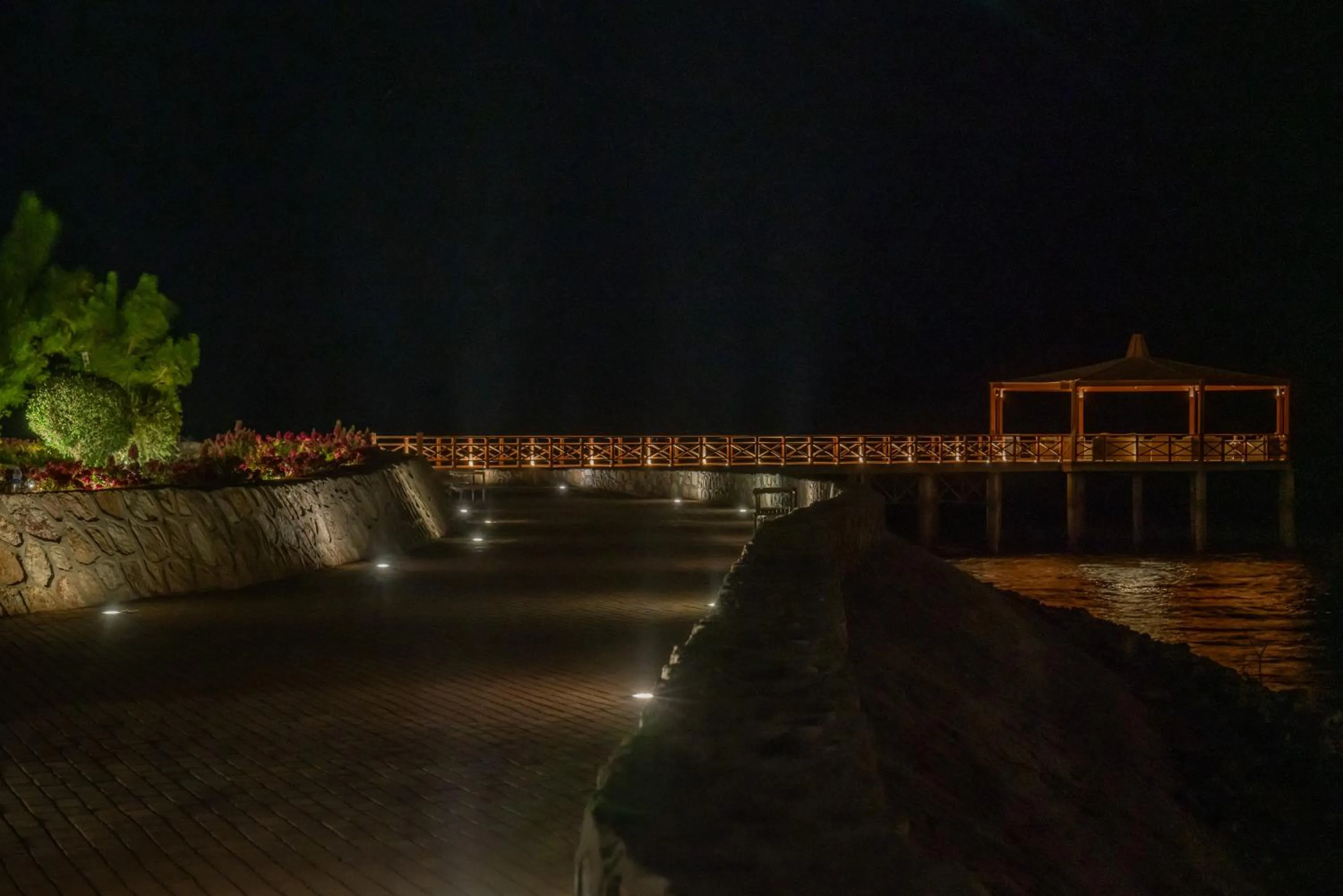 Night in Azal Lagoons Resort Abu Simbel