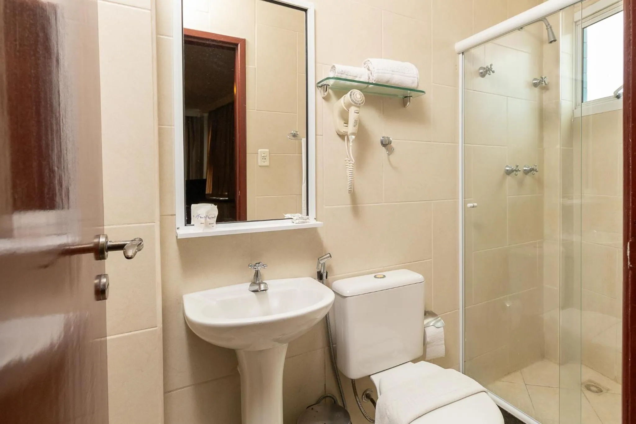 Bathroom in Hotel Atlantico Macaé By Inn House
