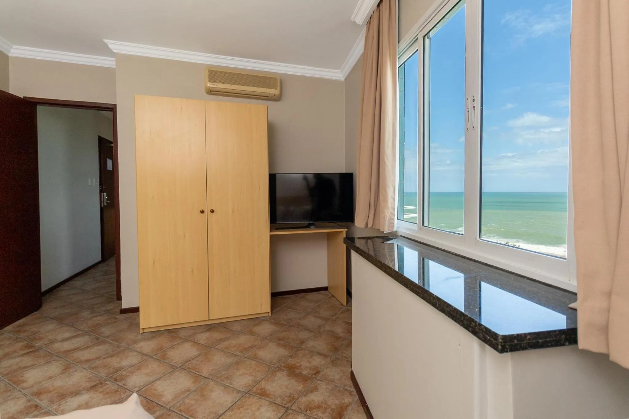 TV and multimedia in Hotel Atlantico Macaé By Inn House