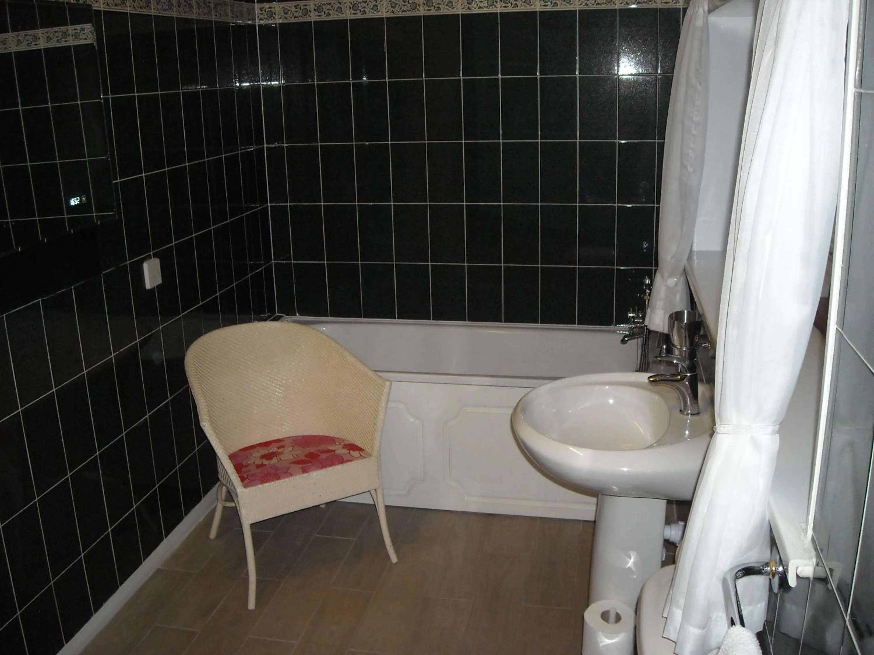 Bathroom in Townstal Farmhouse