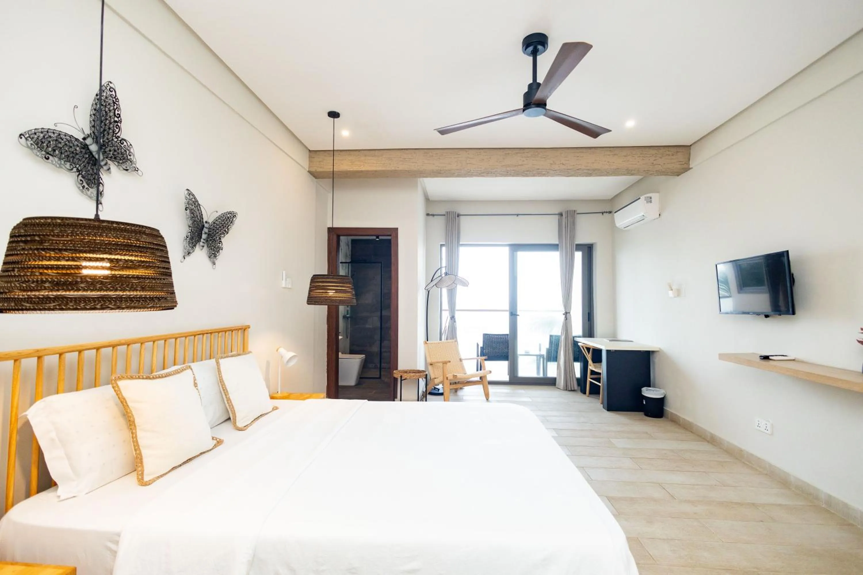Bed in Serenity Residences & Spa - Kokrobite Beach