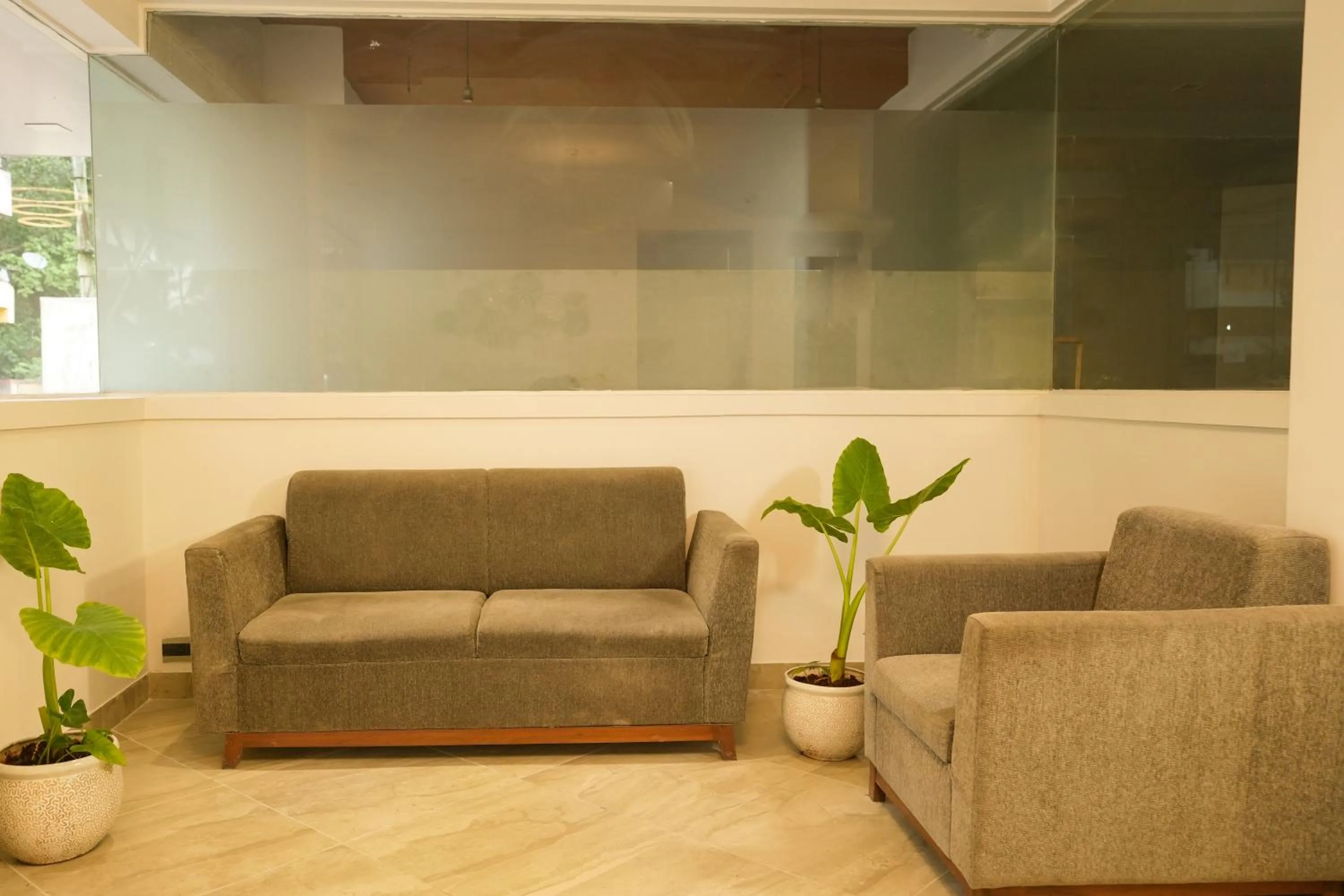 Lobby or reception in Coastal Pearl Hotel Margao Railway Station