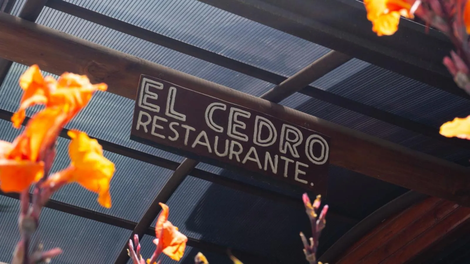 Restaurant/places to eat in Hacienda La Lucha