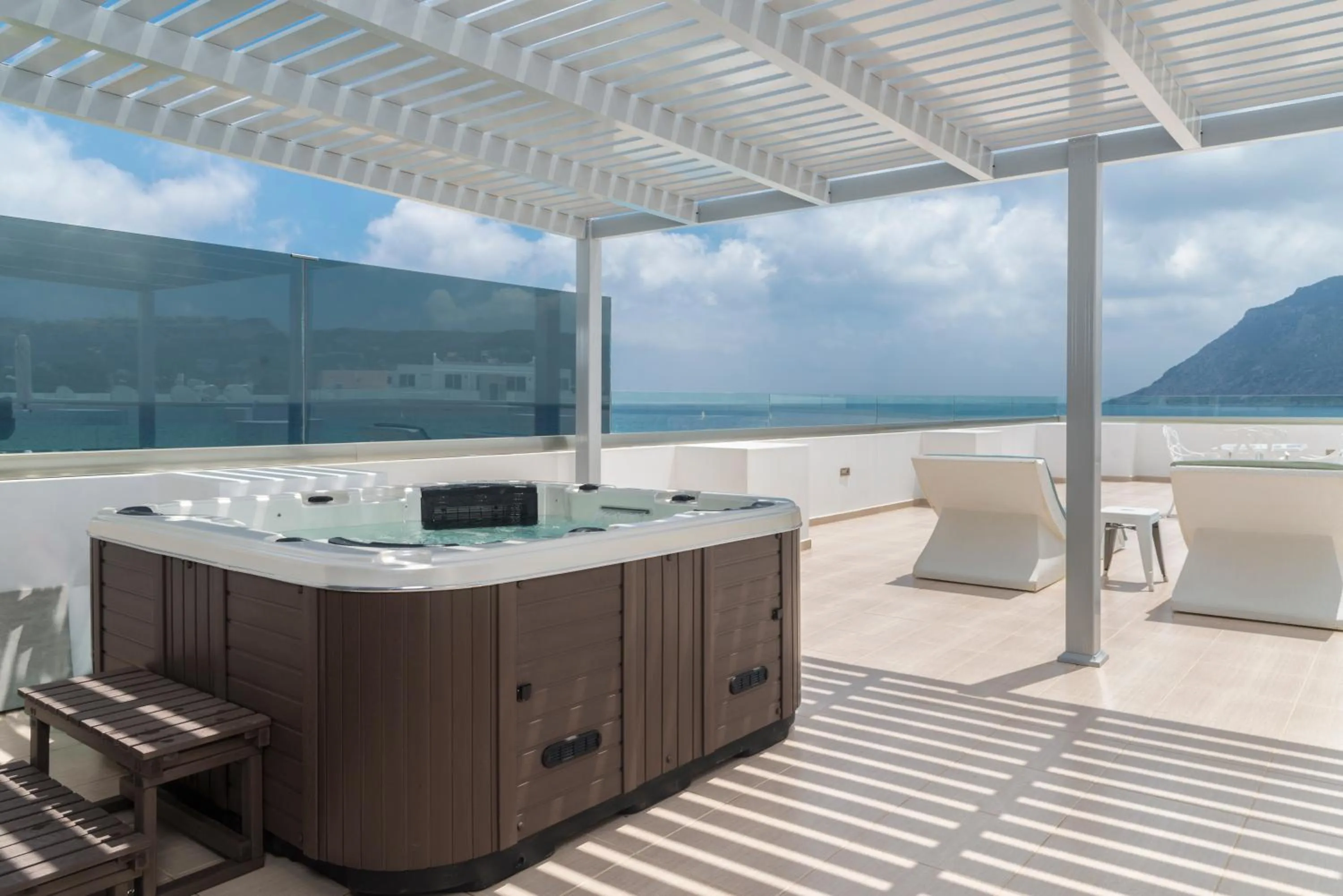 Property building in Royal Bay Suites