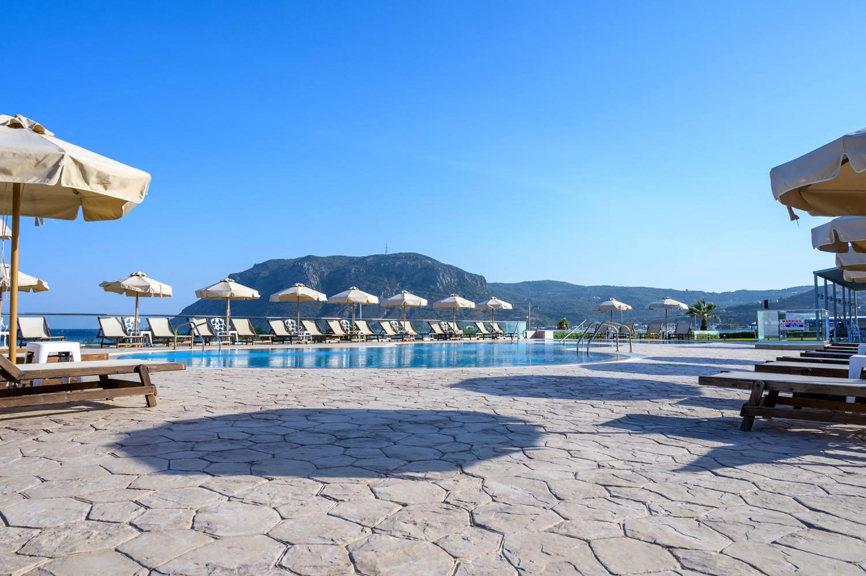 Swimming pool in Royal Bay Suites