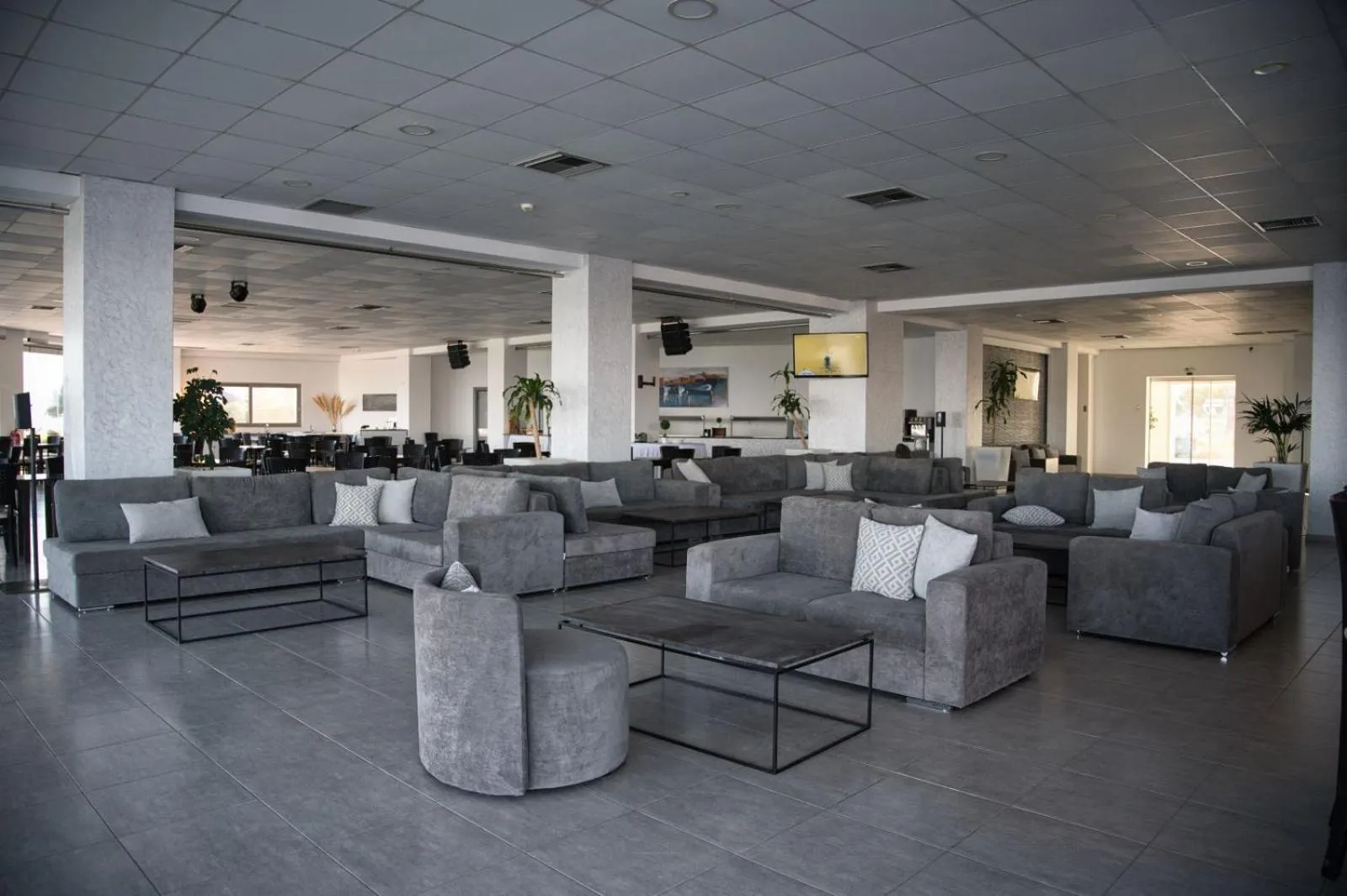 Property building in Royal Bay Suites