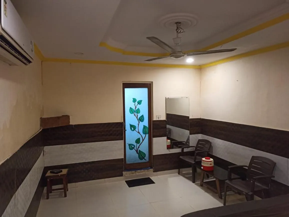 Hotel royal and restaurant