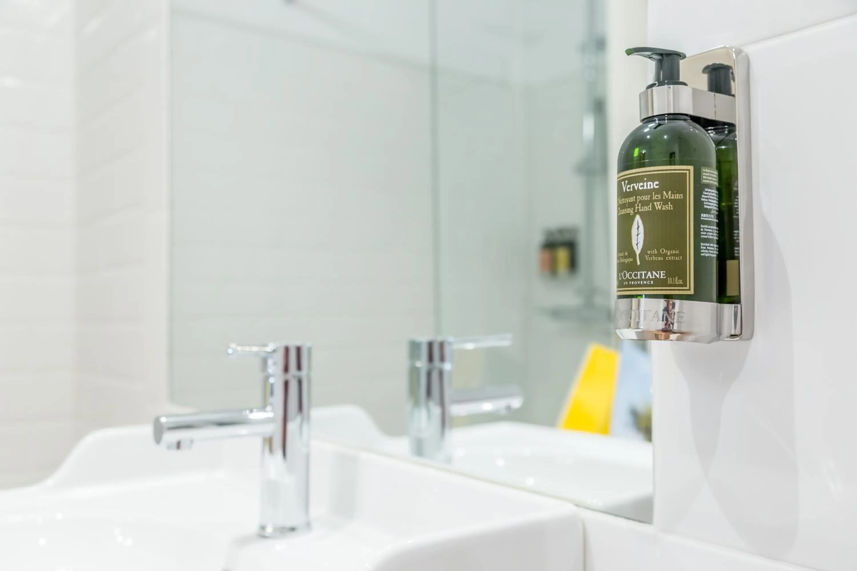 Decorative detail in Palacio de Rojas by Moontels