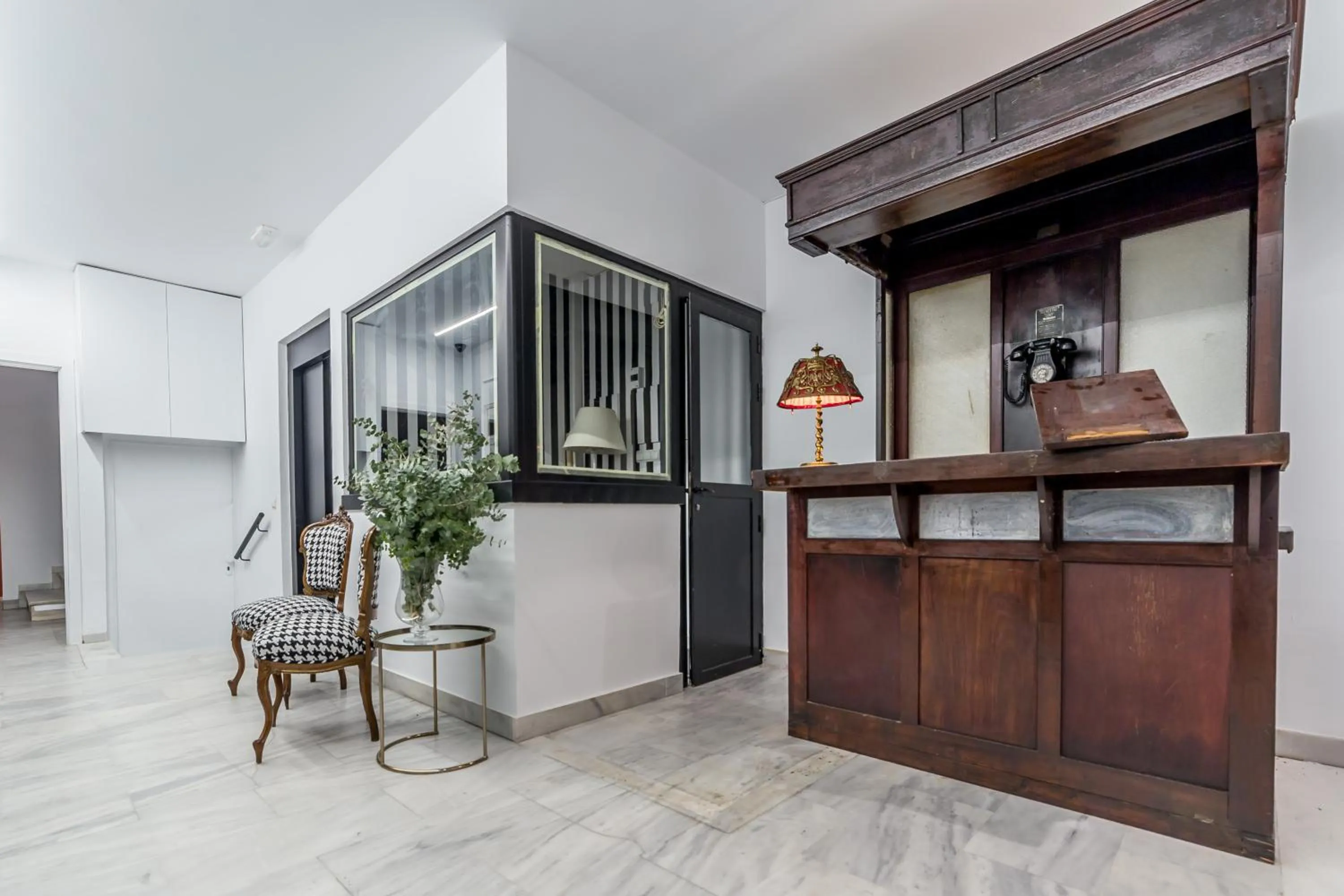 Lobby or reception in Palacio de Rojas by Moontels