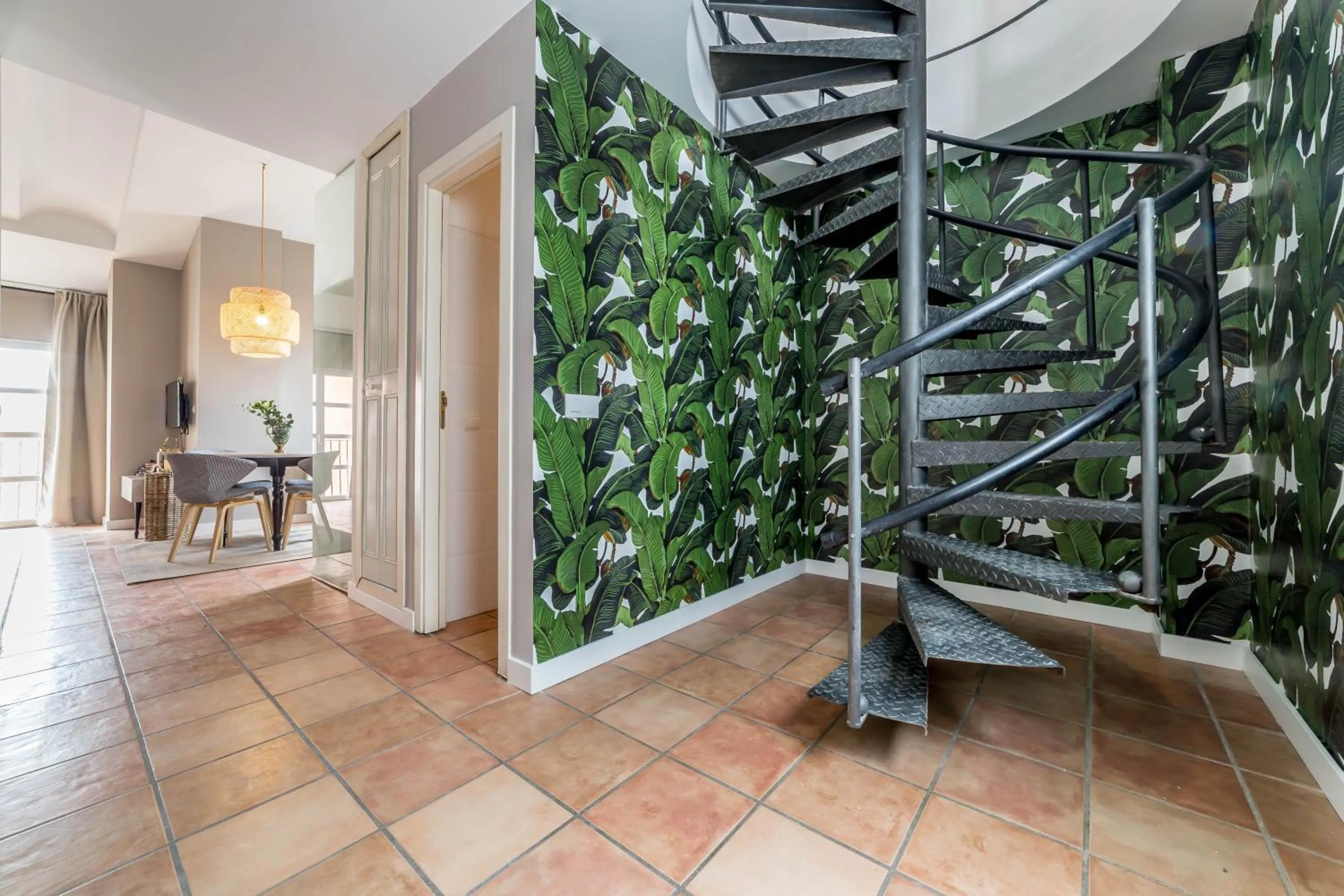 Photo of the whole room in Palacio de Rojas by Moontels