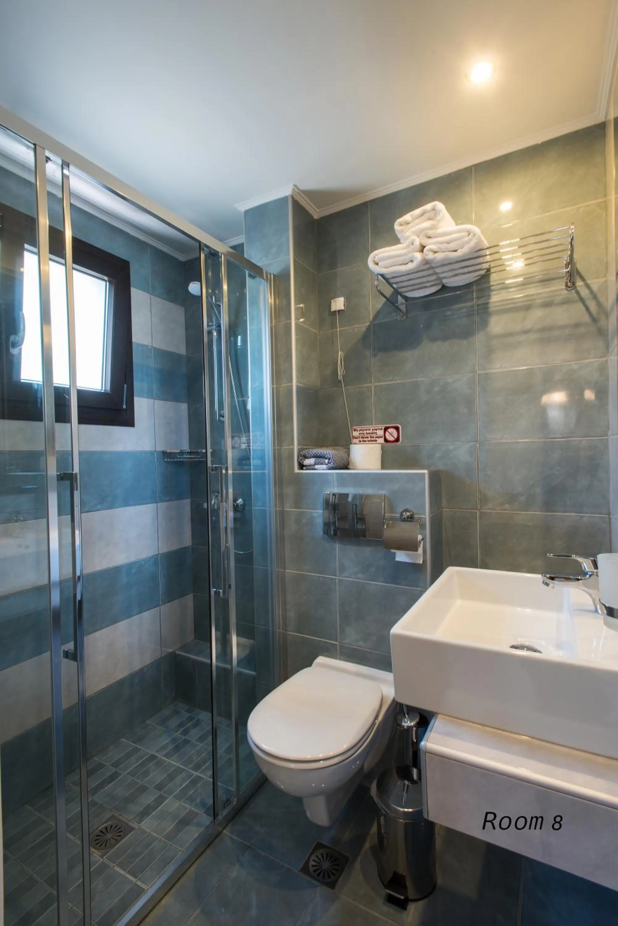 Shower in Hotel Oriana - Adults Only