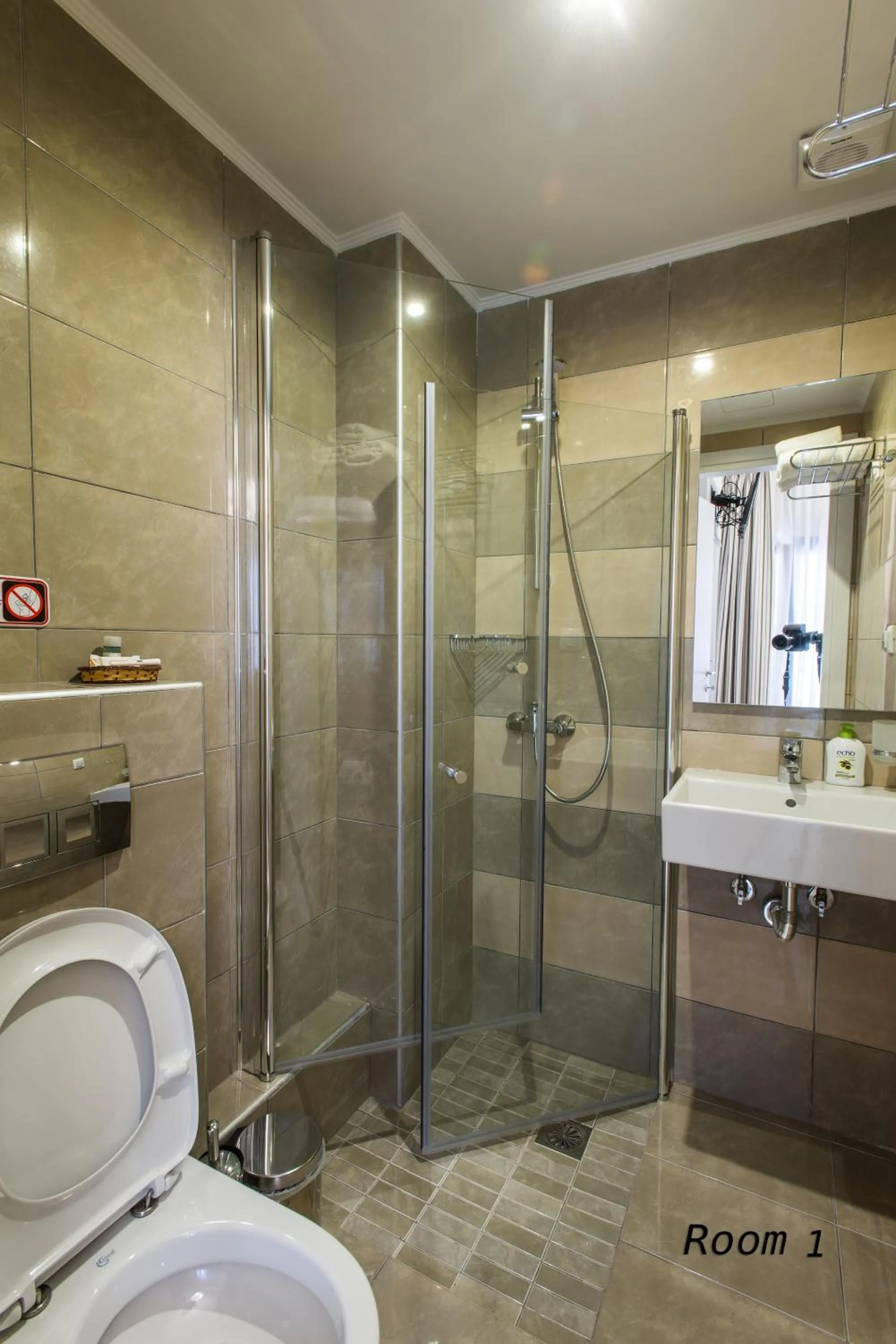 Bathroom in Hotel Oriana - Adults Only