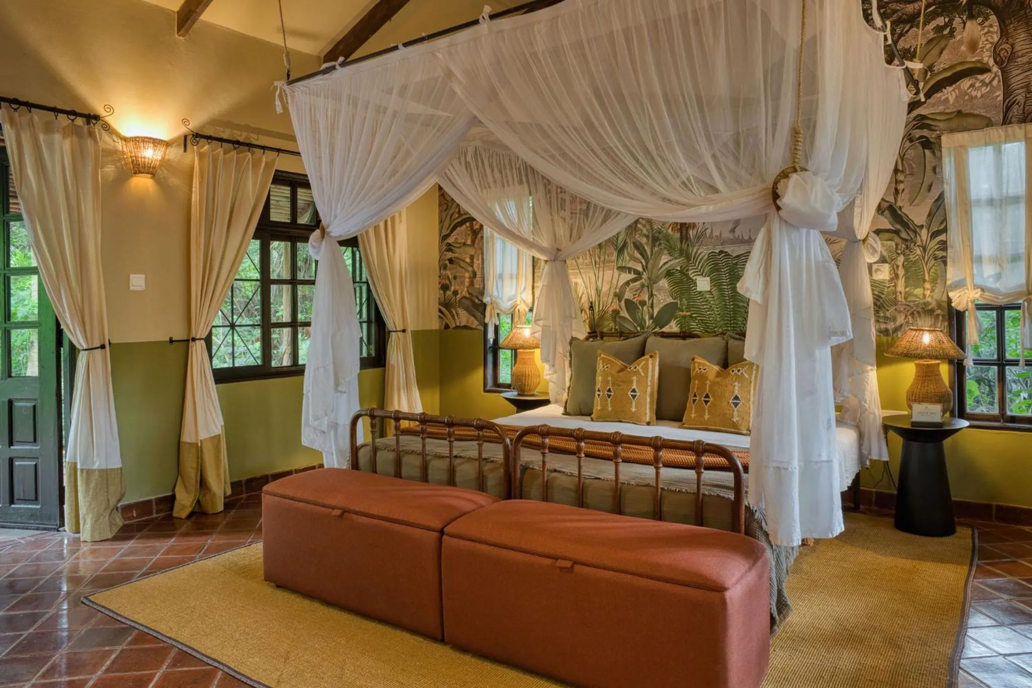 Bed in Rivertrees Country Inn