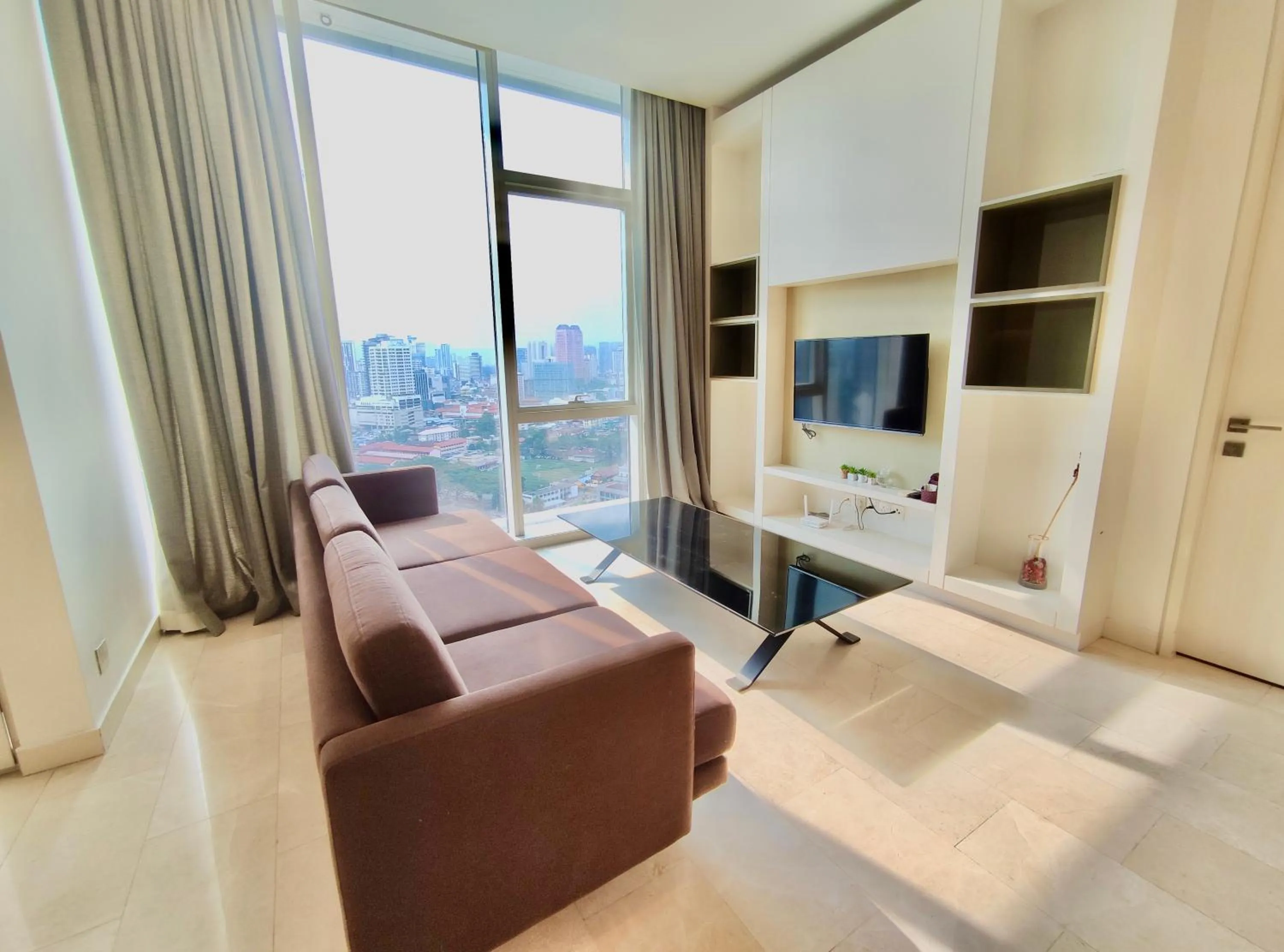 TV and multimedia in Castle Quest Residence