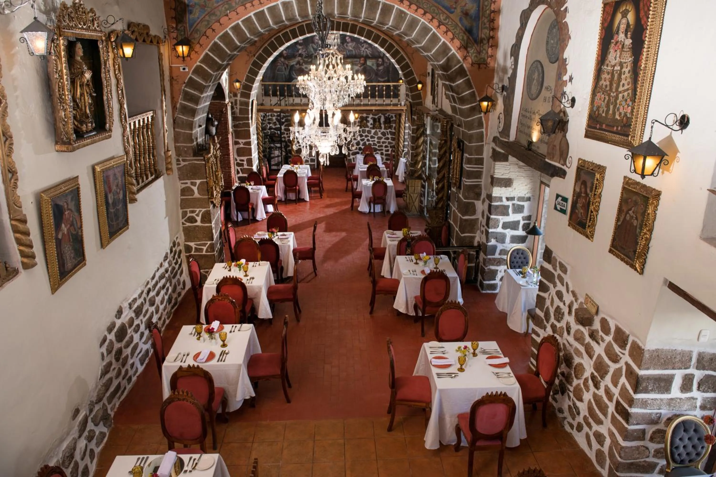 Restaurant/places to eat in Inkarri Regocijo Plaza