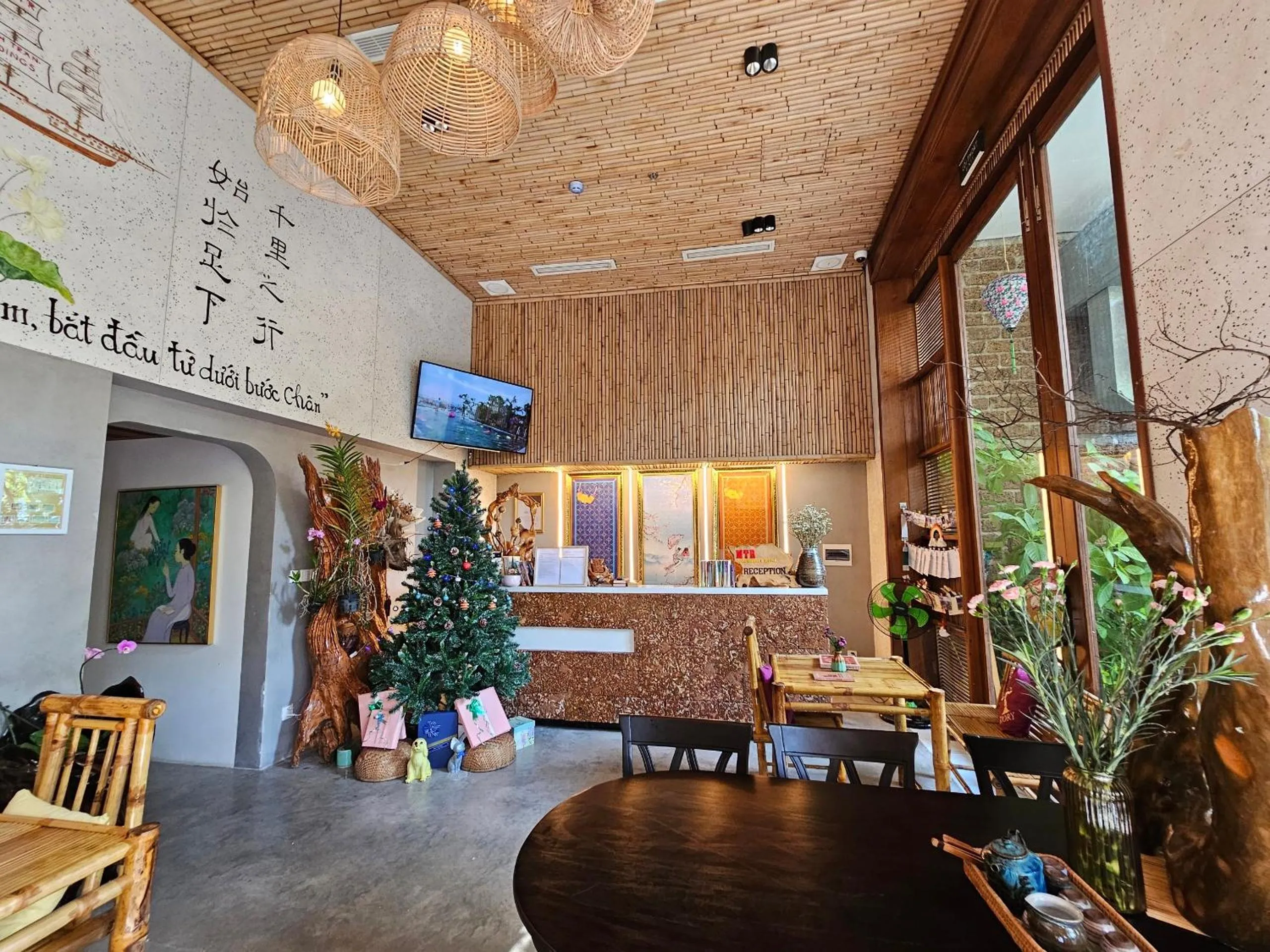 Lobby or reception in MTR Apartment & Hotel