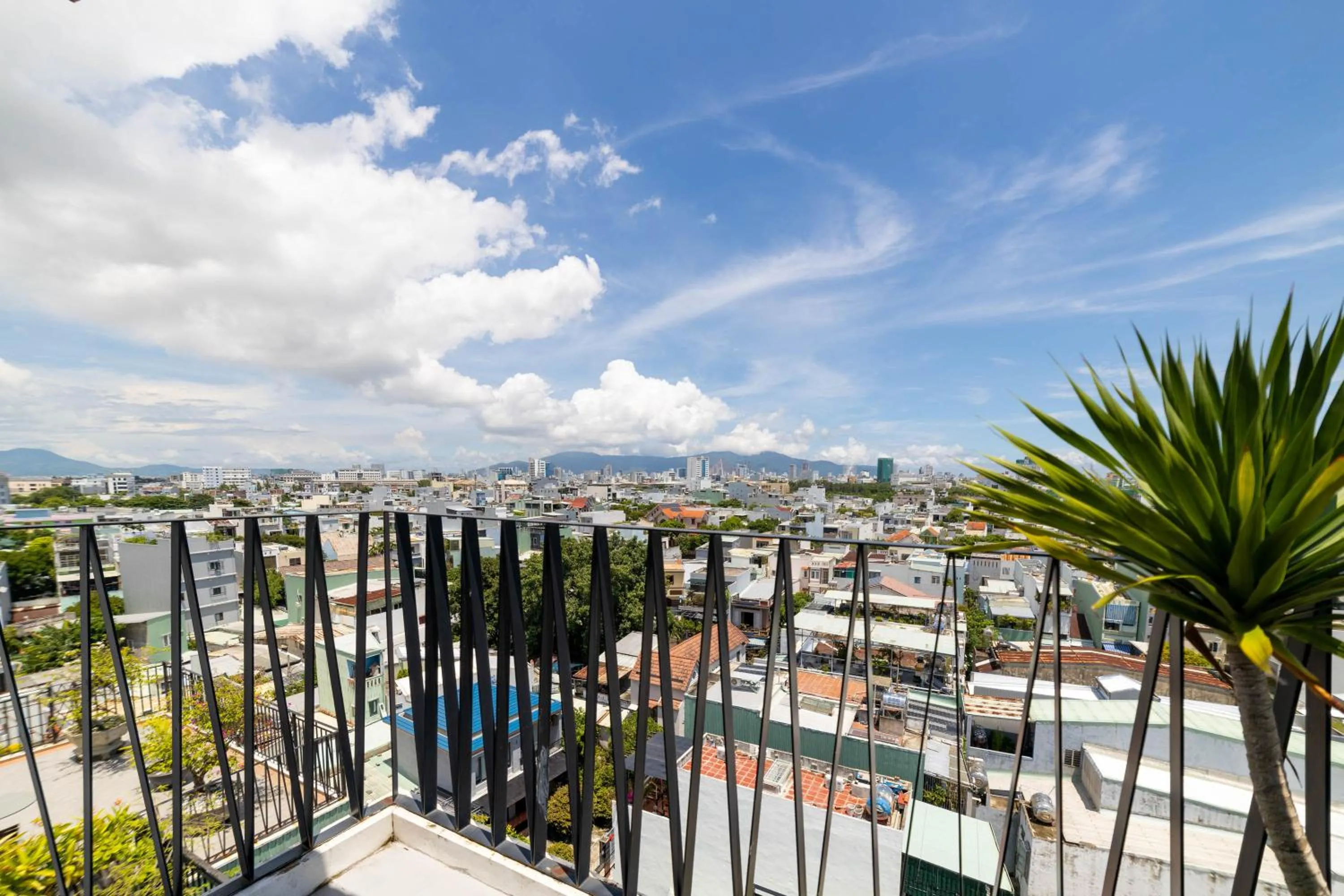 Day in MTR Apartment & Hotel