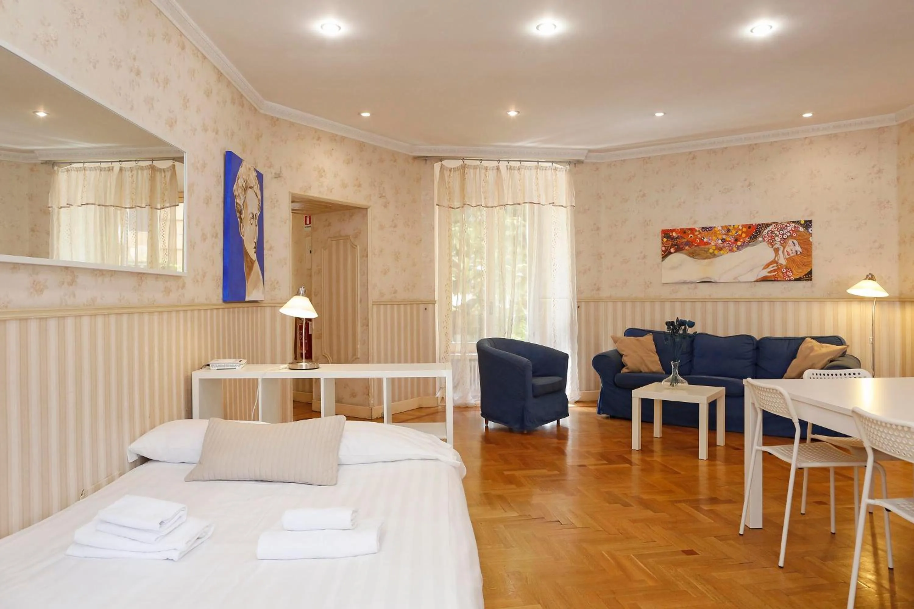 Living room, Bed in Apartment Felice