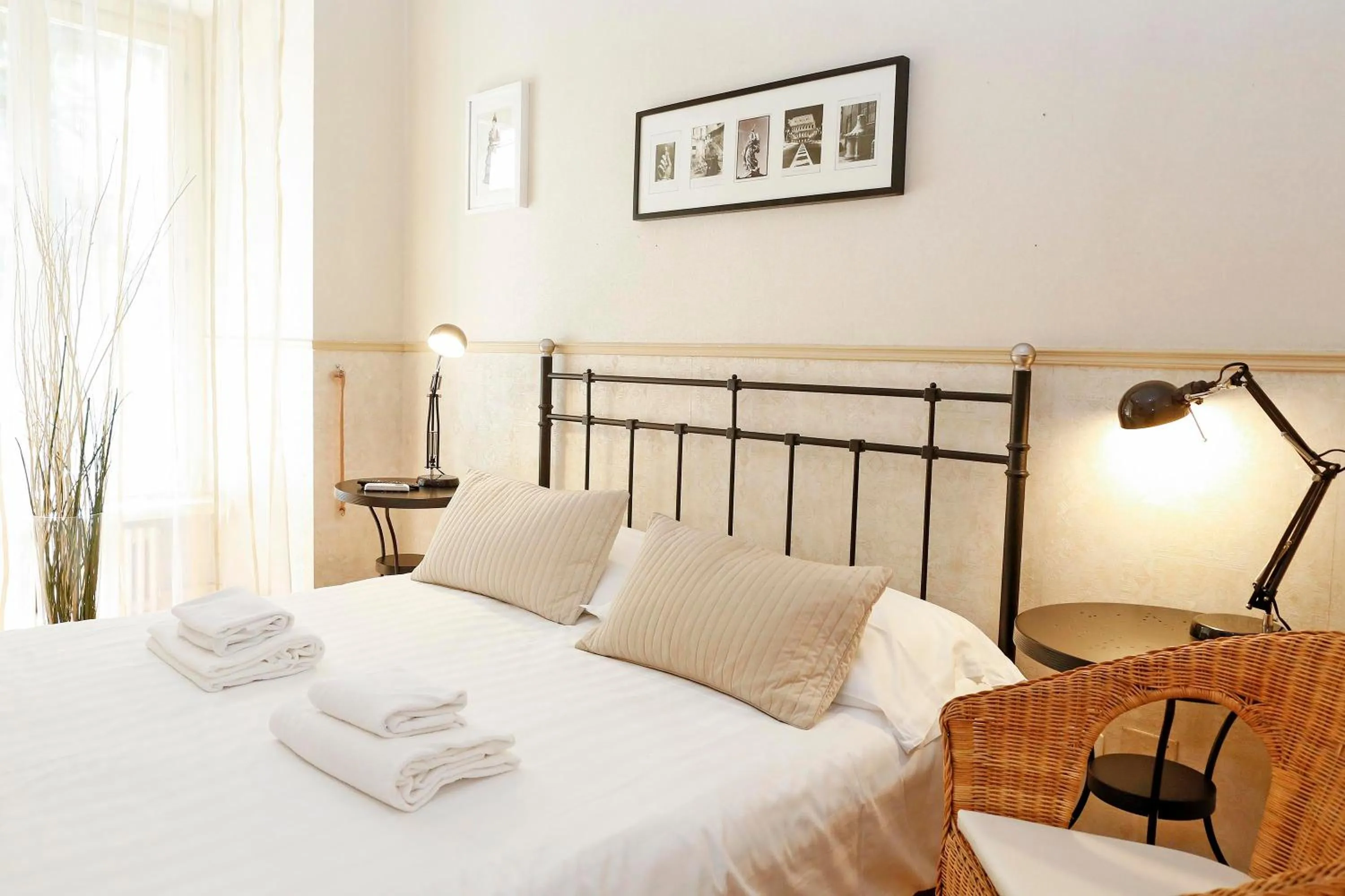 Bedroom, Bed in Apartment Felice