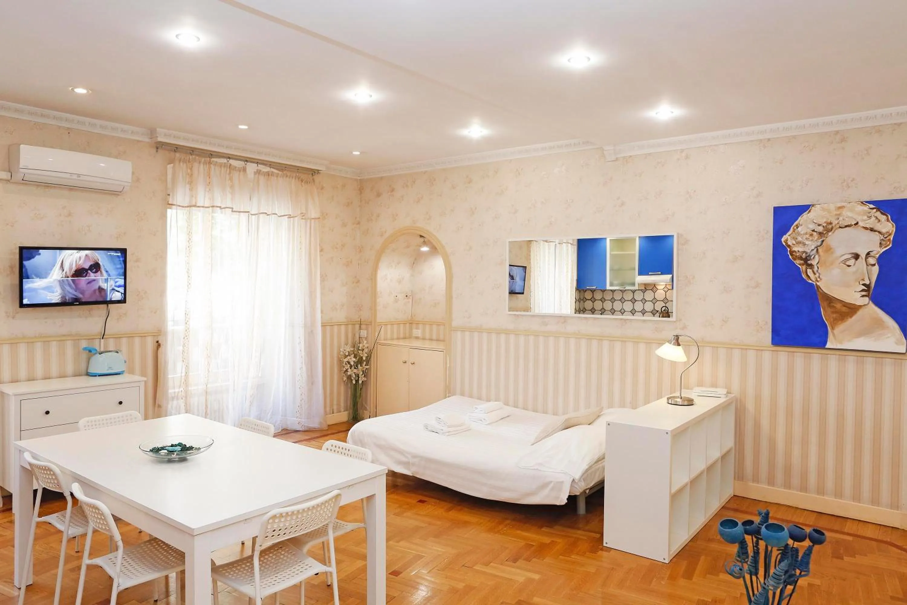 Living room, Bed in Apartment Felice