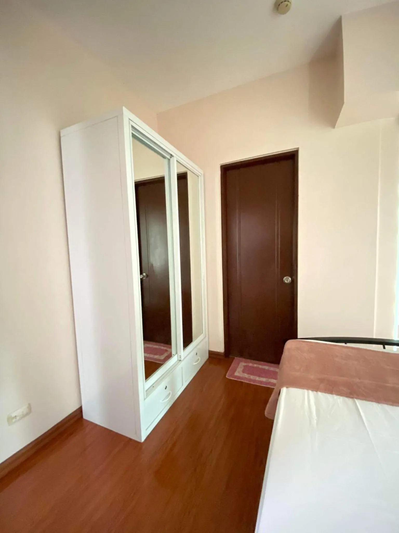 Bed in Anuva Residence Condominium