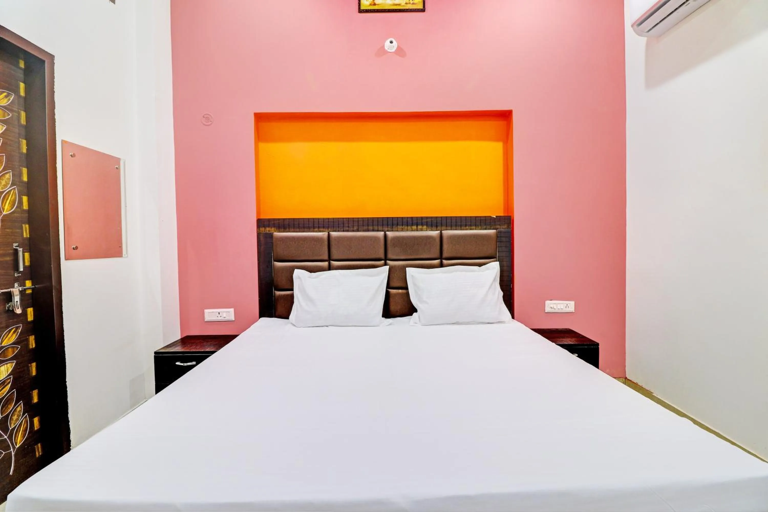 Bedroom in Hotel O Om Palace