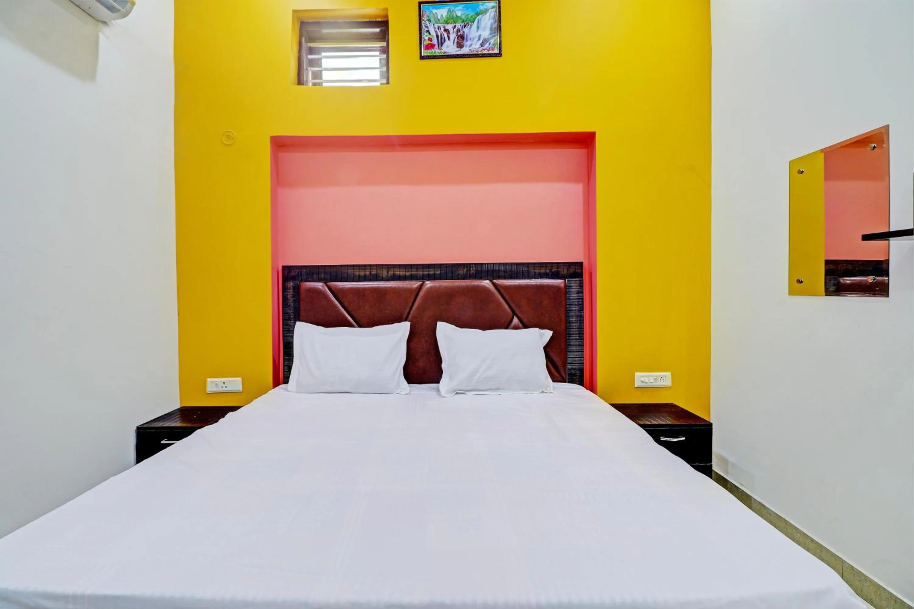 Bedroom in Hotel O Om Palace