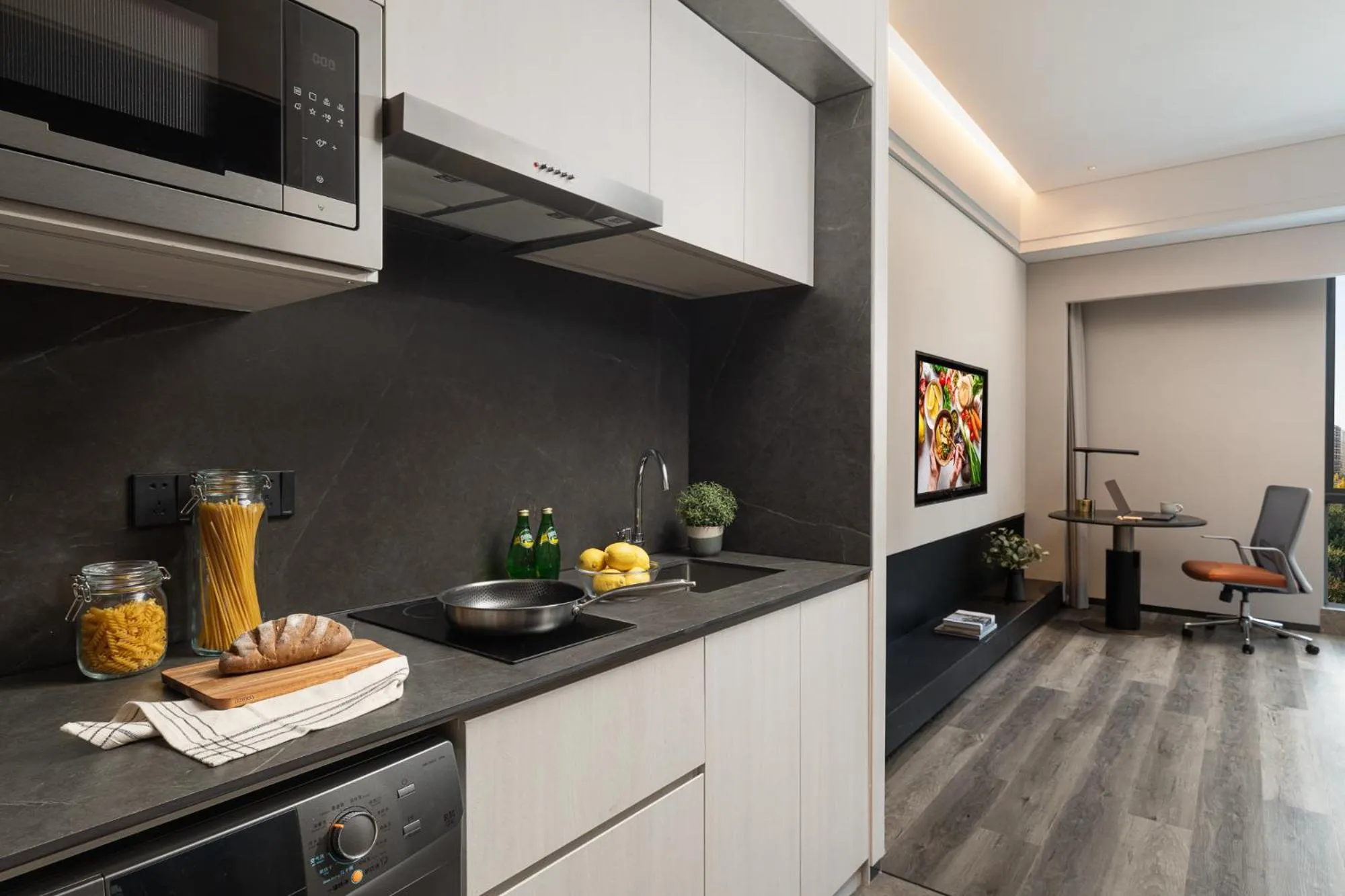 Coffee/tea facilities in Somerset Chayuan Chongqing