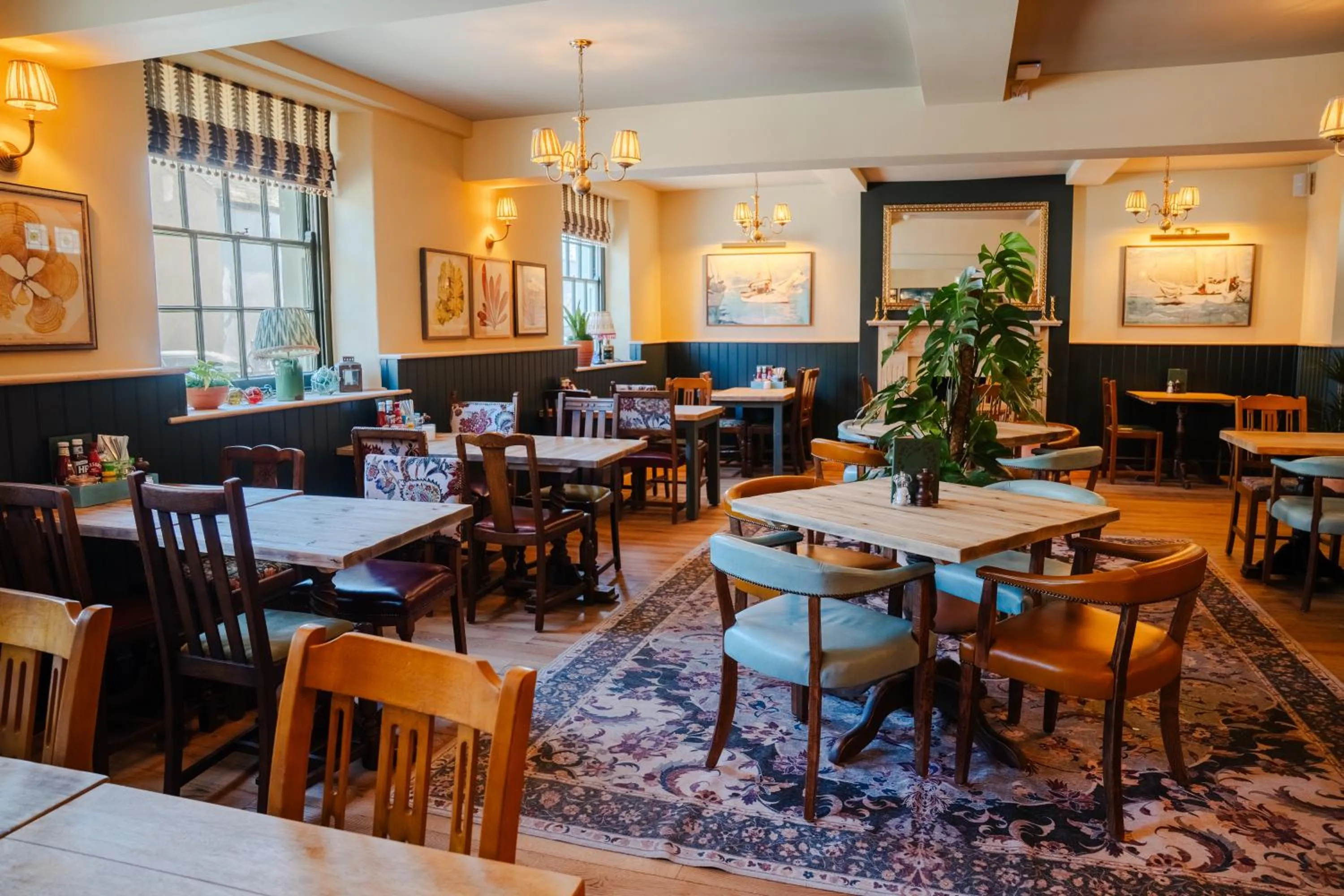 Dining area in Dolphin Hotel