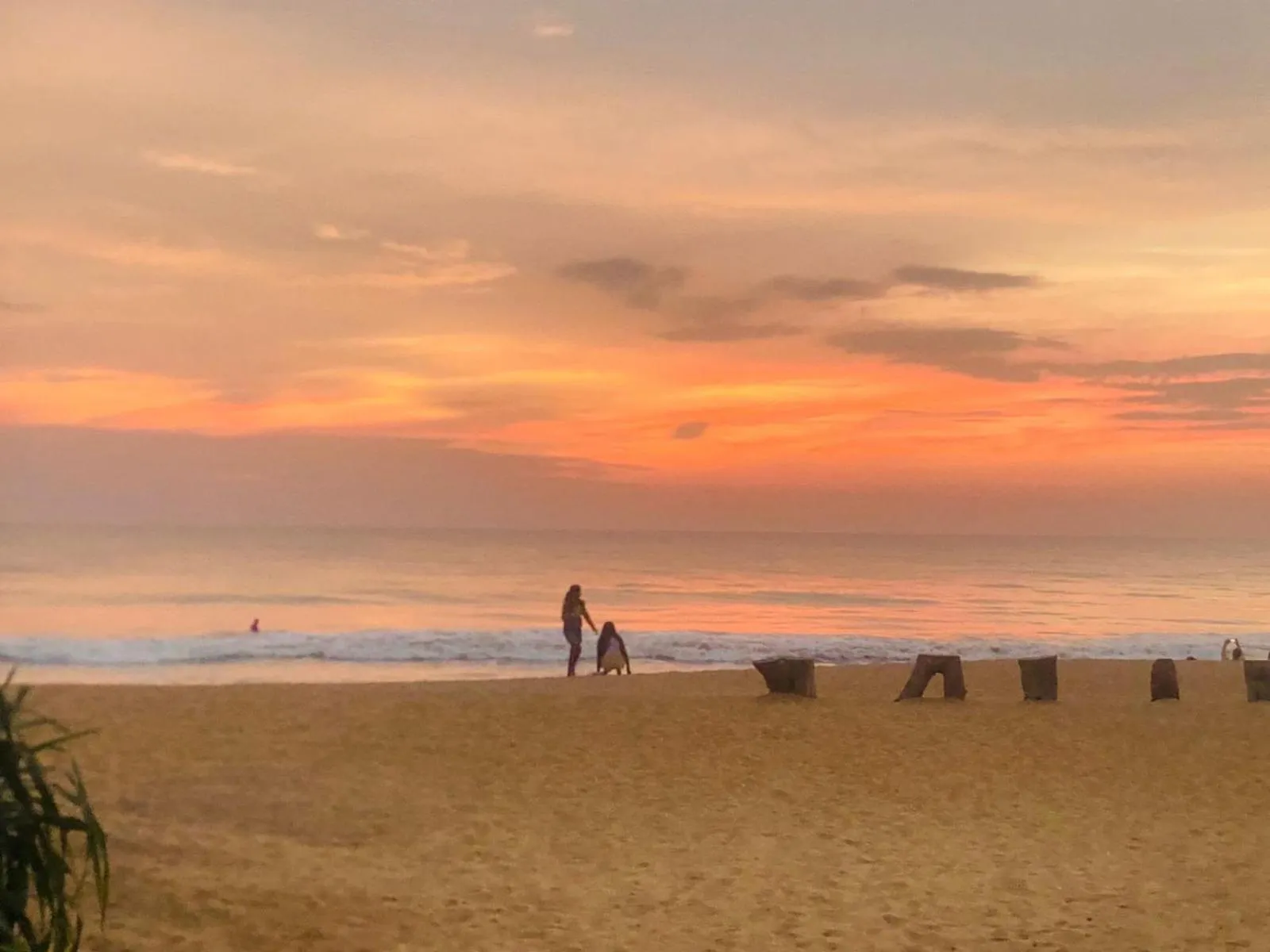 Evening entertainment in Laya Beach