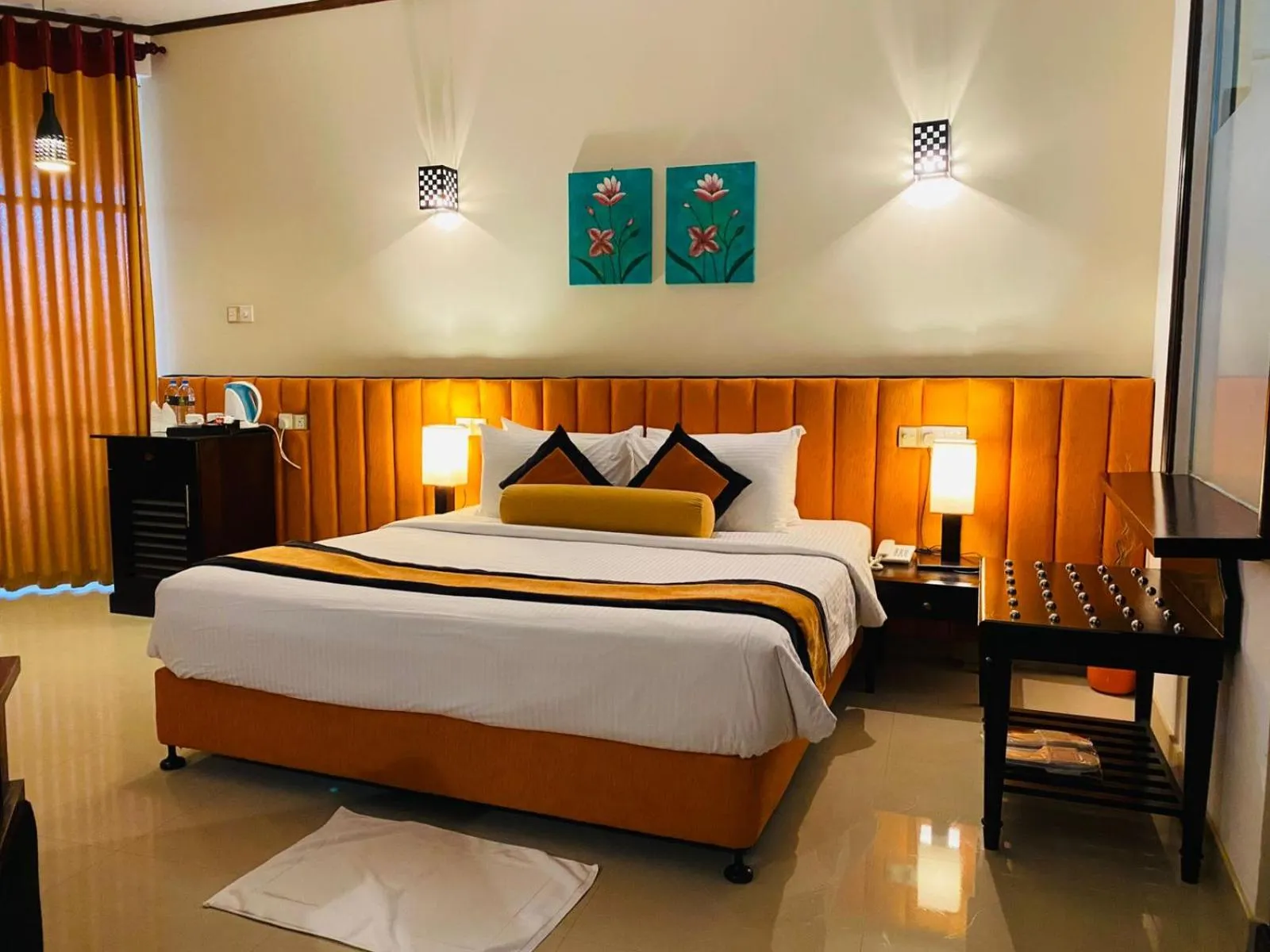 Bedroom, Bed in Laya Beach