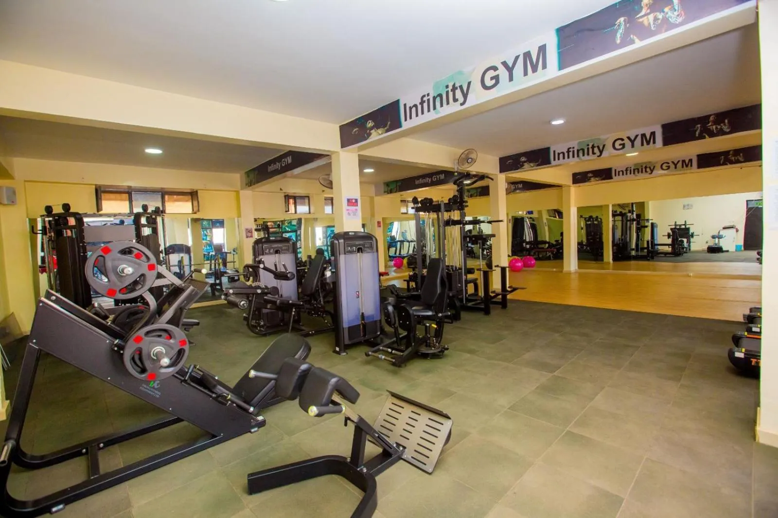 Fitness centre/facilities in INFINITY HOTEL