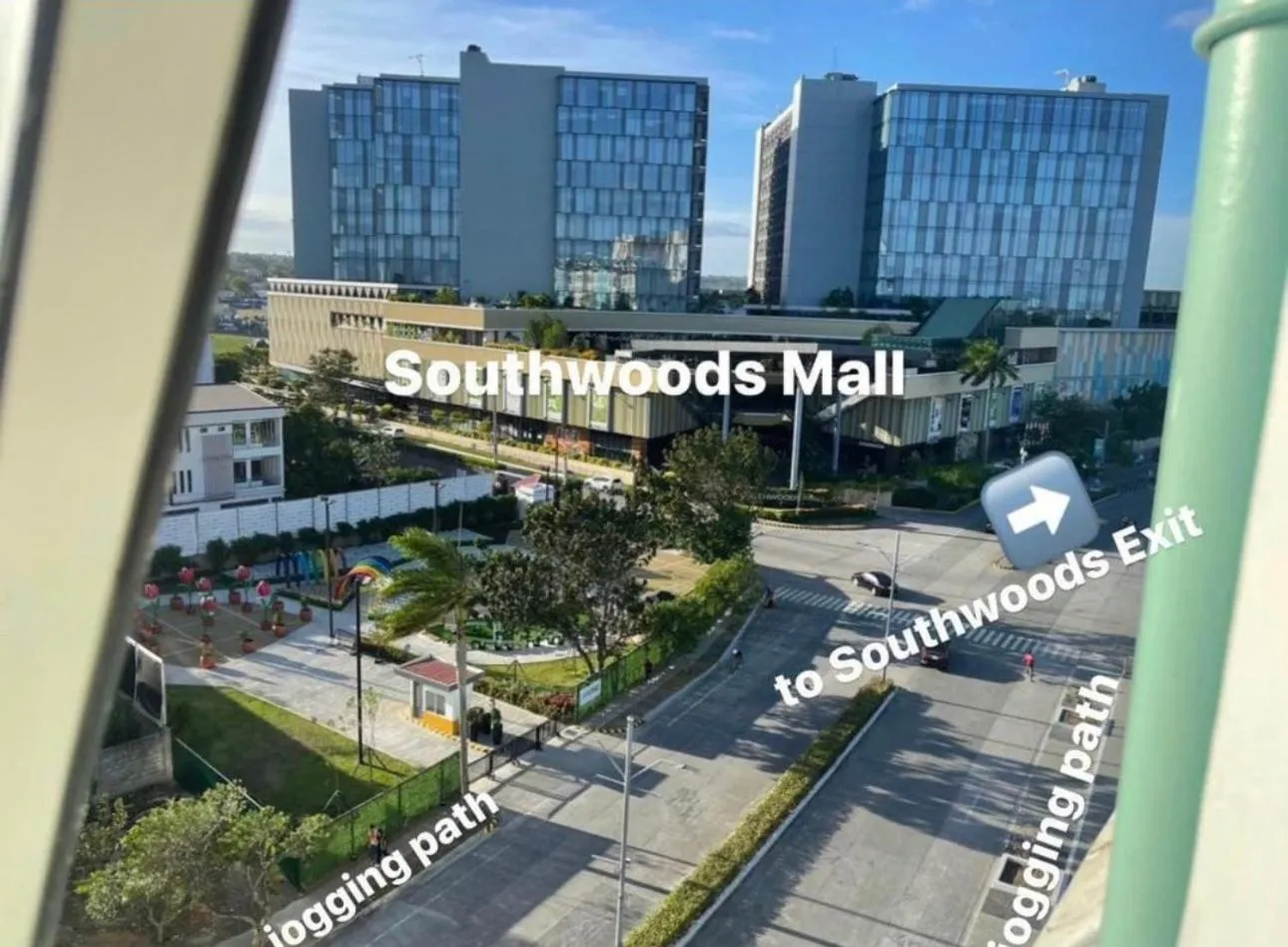 Neat Unit in Holland Park Southwoods