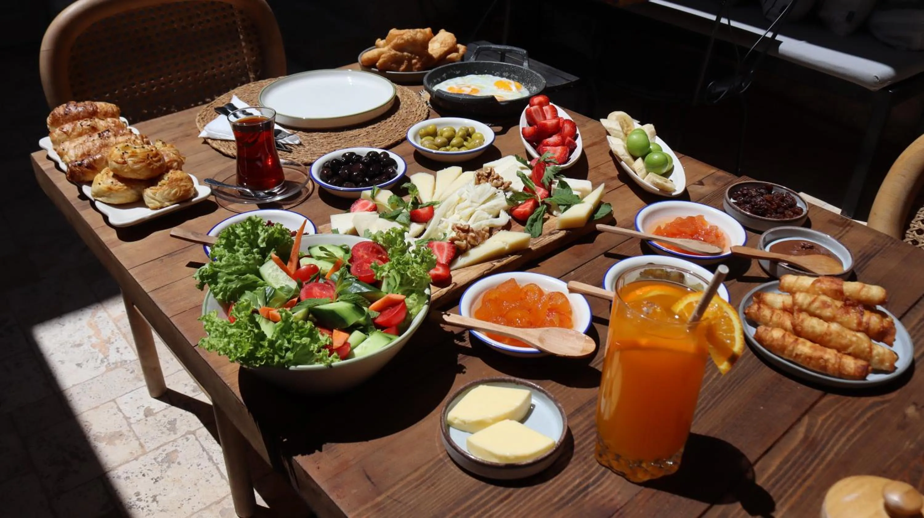 Breakfast in Aliko Hotel